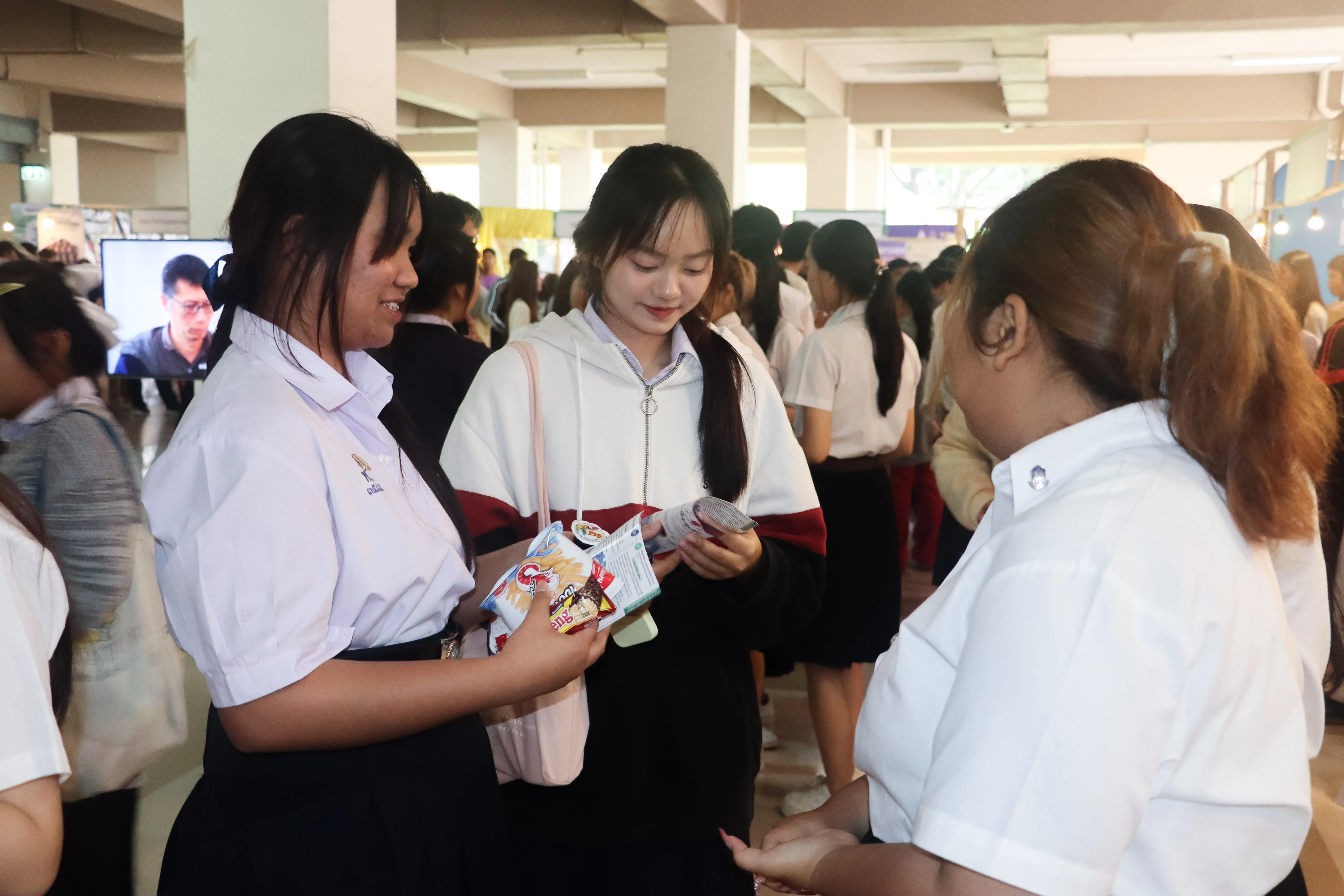 คึกคัก! คณะรัฐศาสตร์และสังคมศาสตร์ ม.พะเยา แนะแนวการศึกษา 4 หลักสูตรฮิต ในงาน Open House 2026 มหาวิทยาลัยพะเยา