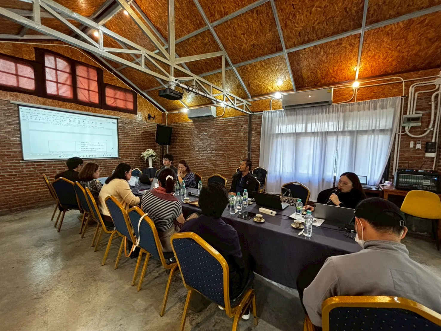 คณะรัฐศาสตร์และสังคมศาสตร์ ม.พะเยา จัดเวทีพิจารณาปรับปรุงหลักสูตรรัฐประศาสนศาสตรมหาบัณฑิต มุ่งผลิตบัณฑิตตอบโจทย์ยุคใหม่