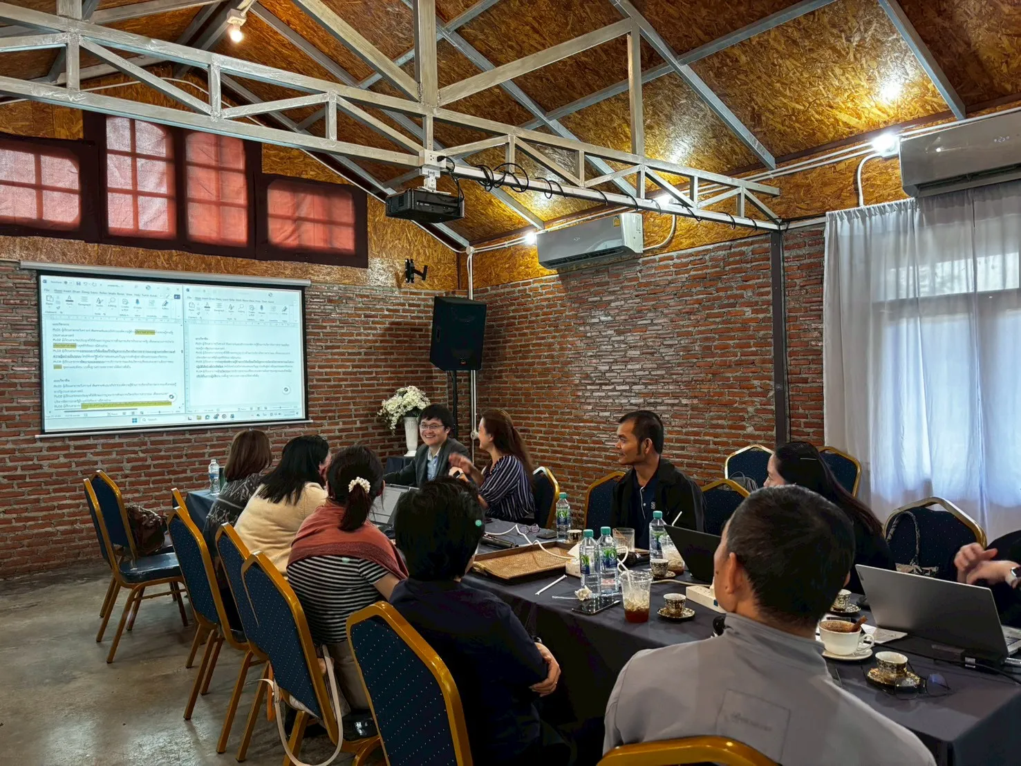 คณะรัฐศาสตร์และสังคมศาสตร์ ม.พะเยา จัดเวทีพิจารณาปรับปรุงหลักสูตรรัฐประศาสนศาสตรมหาบัณฑิต มุ่งผลิตบัณฑิตตอบโจทย์ยุคใหม่