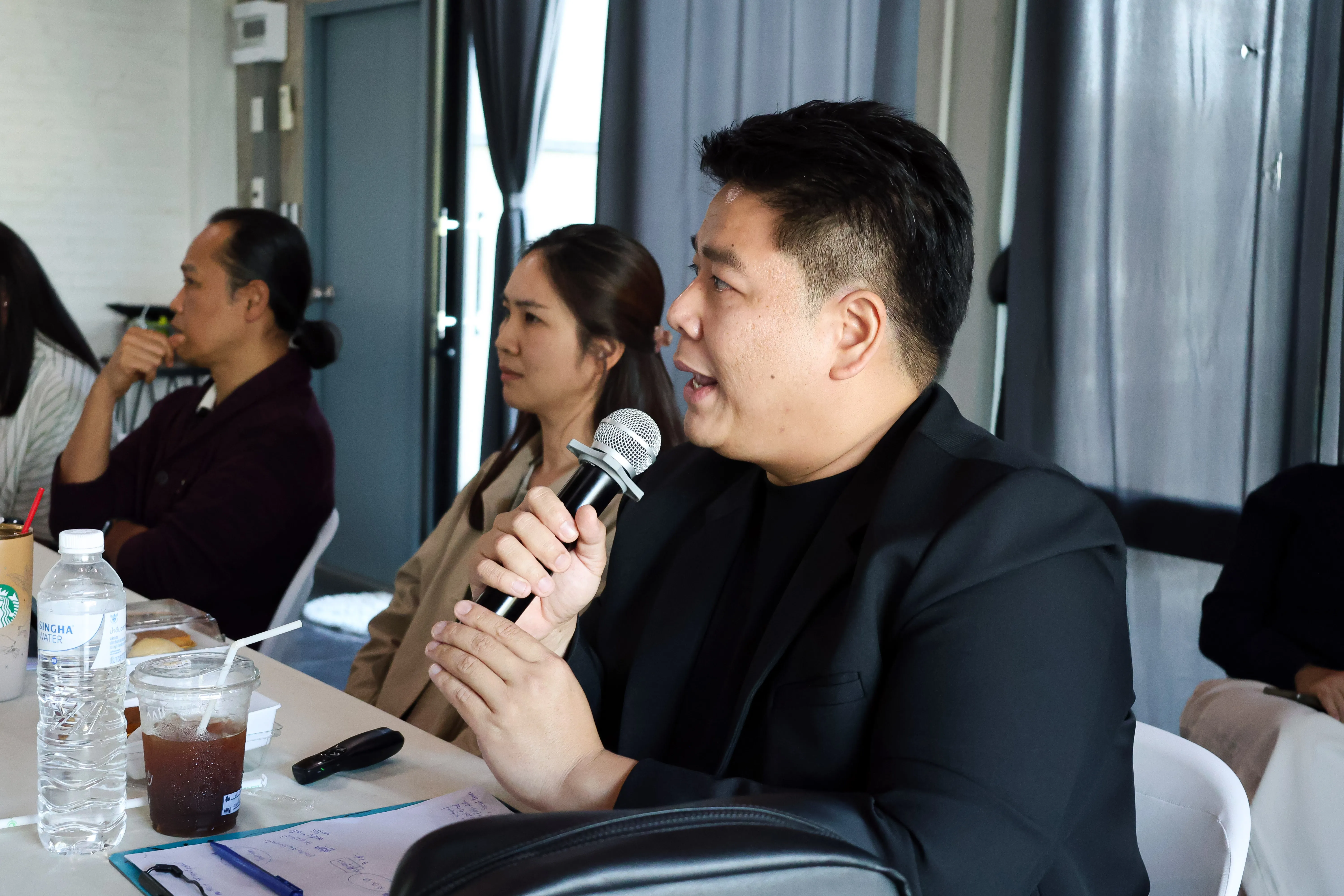 คณะรัฐศาสตร์และสังคมศาสตร์ มพ. จัดประชุมบุคลากร ประจำภาคการศึกษาที่ 2/2568 พร้อมงานเลี้ยงปีใหม่สร้างขวัญกำลังใจ