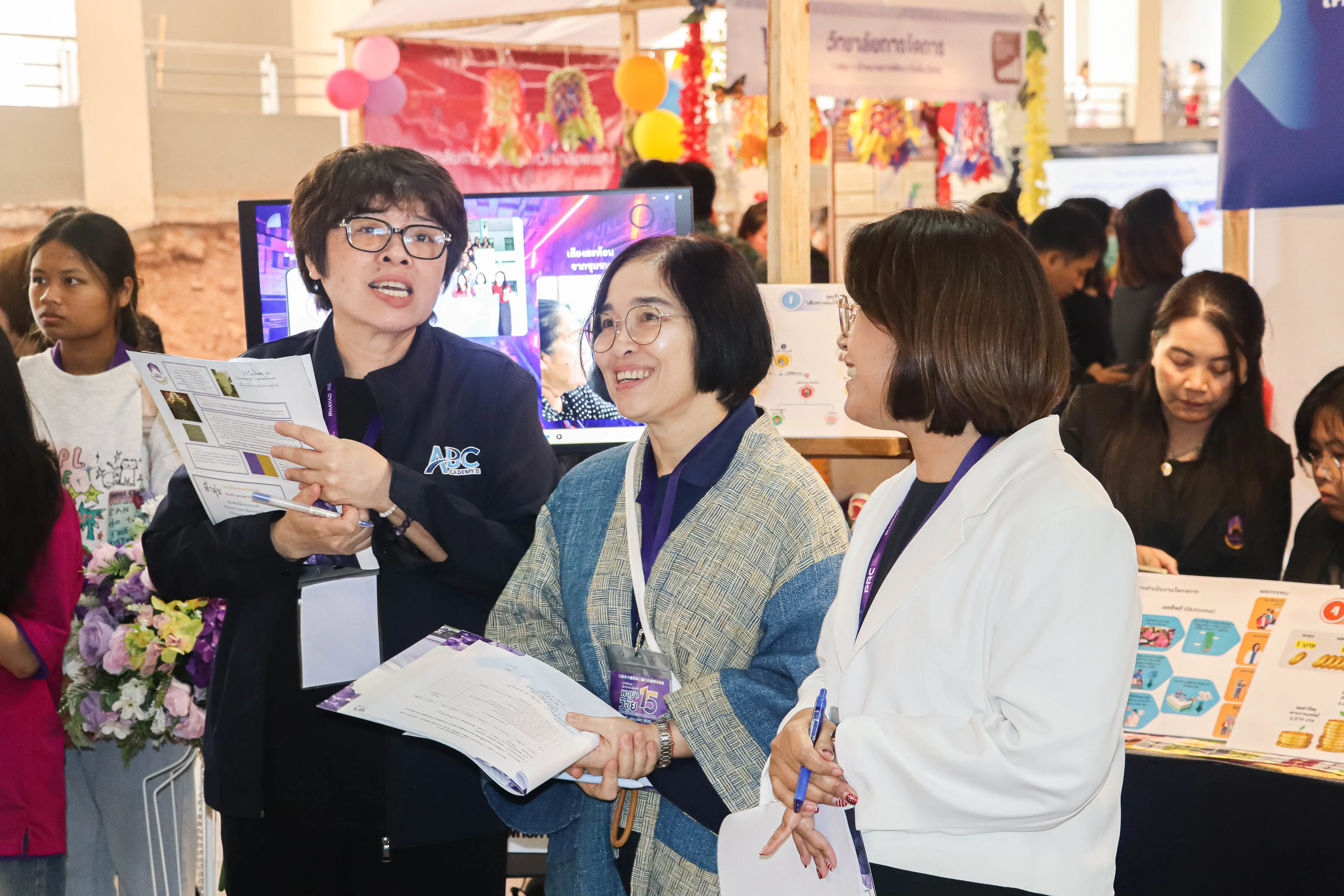 คณะรัฐศาสตร์และสังคมศาสตร์ มหาวิทยาลัยพะเยา “คว้ารางวัลระดับเหรียญทอง” โครงการ 1 คณะ 1 SDG ในงานประชุมวิชาการระดับชาติพะเยาวิจัย ครั้งที่ 15