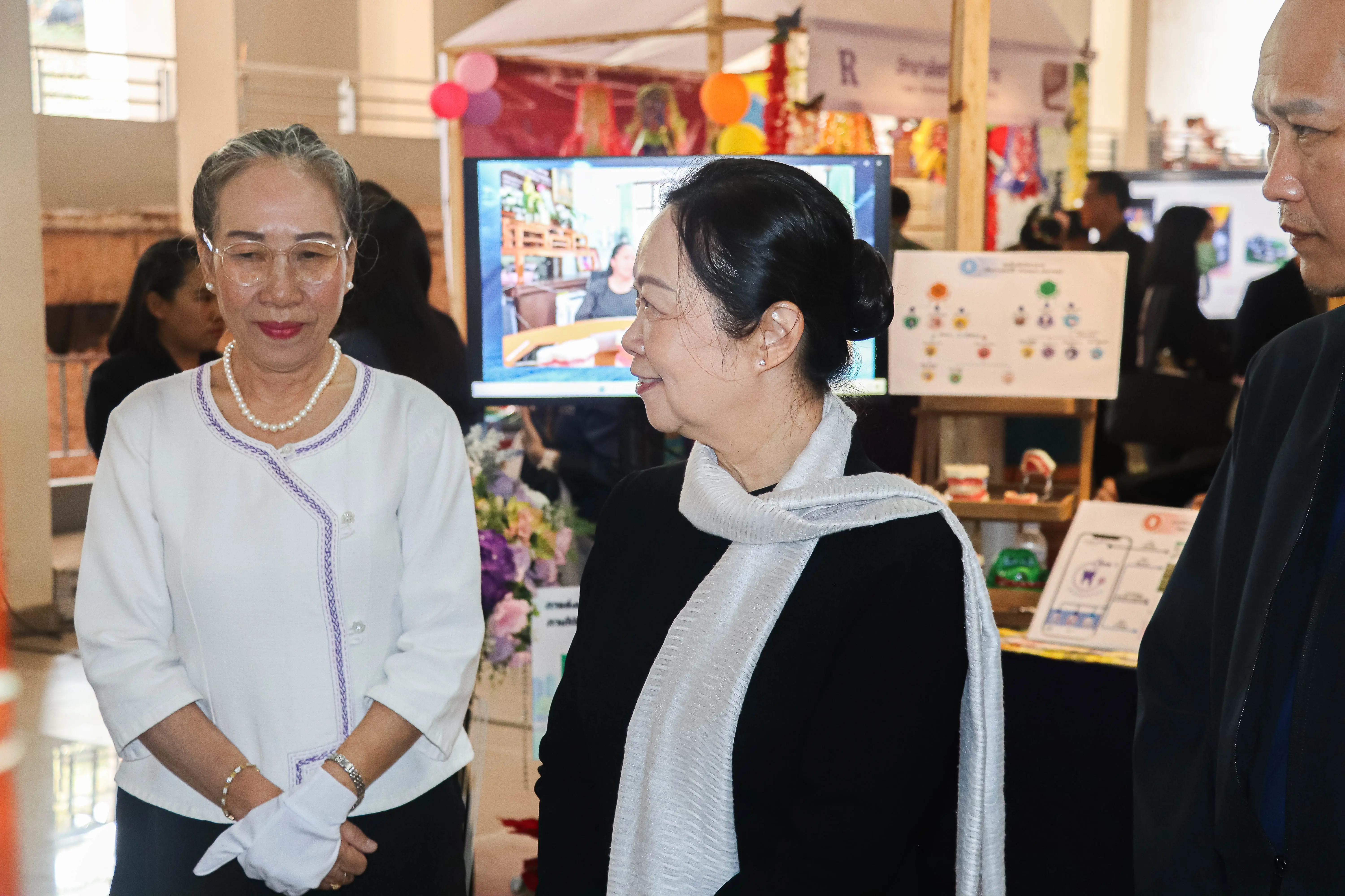 คณะรัฐศาสตร์และสังคมศาสตร์ มหาวิทยาลัยพะเยา “คว้ารางวัลระดับเหรียญทอง” โครงการ 1 คณะ 1 SDG ในงานประชุมวิชาการระดับชาติพะเยาวิจัย ครั้งที่ 15