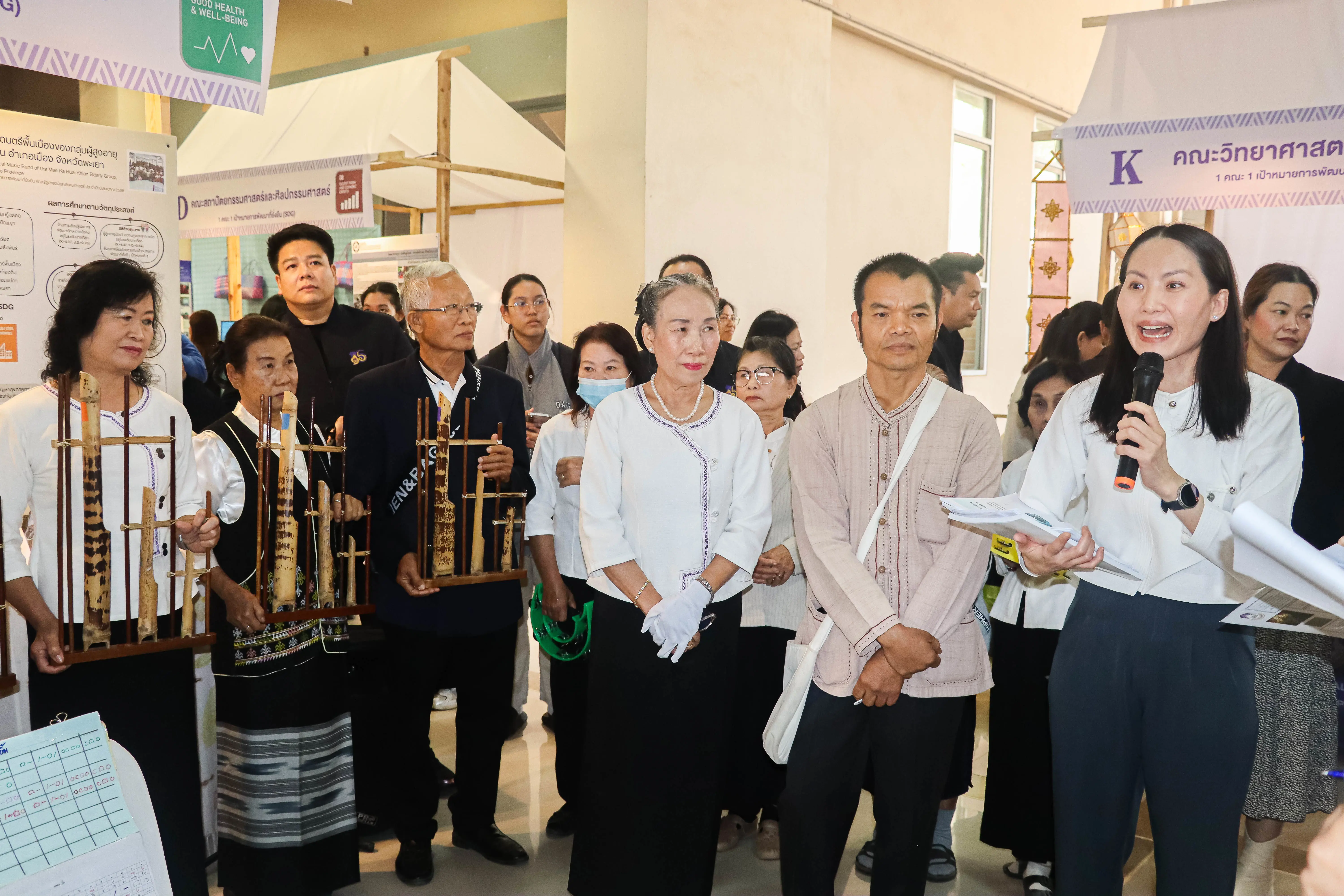 คณะรัฐศาสตร์และสังคมศาสตร์ มหาวิทยาลัยพะเยา “คว้ารางวัลระดับเหรียญทอง” โครงการ 1 คณะ 1 SDG ในงานประชุมวิชาการระดับชาติพะเยาวิจัย ครั้งที่ 15