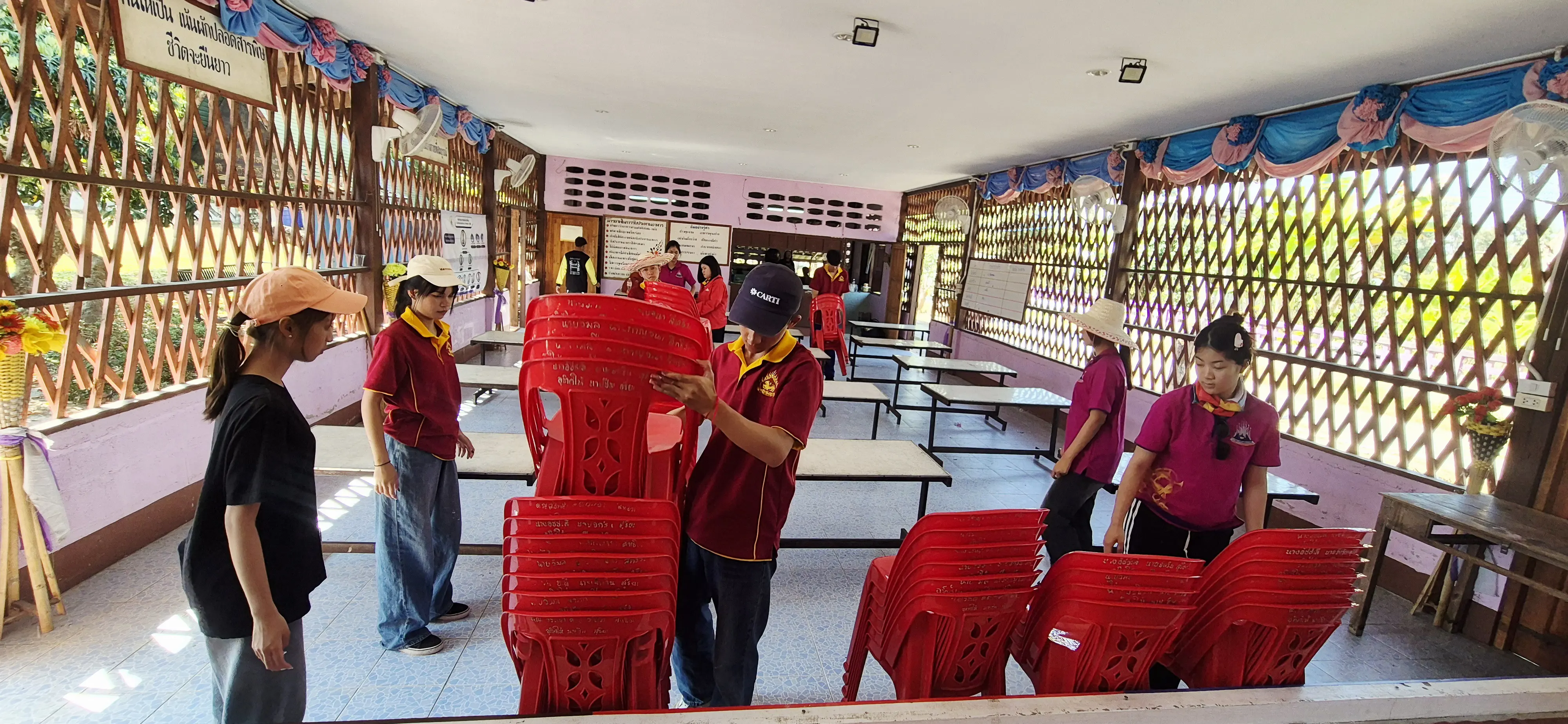 หลักสูตรรัฐศาสตรบัณฑิต คณะรัฐศาสตร์และสังคมศาสตร์ มพ. ยกทัพลงพื้นที่แม่ใจ จัดค่าย "สิงห์อาสา 69" เปลี่ยนความรู้ในห้องเรียน สู่การสร้างคุณค่าเพื่อชุมชน