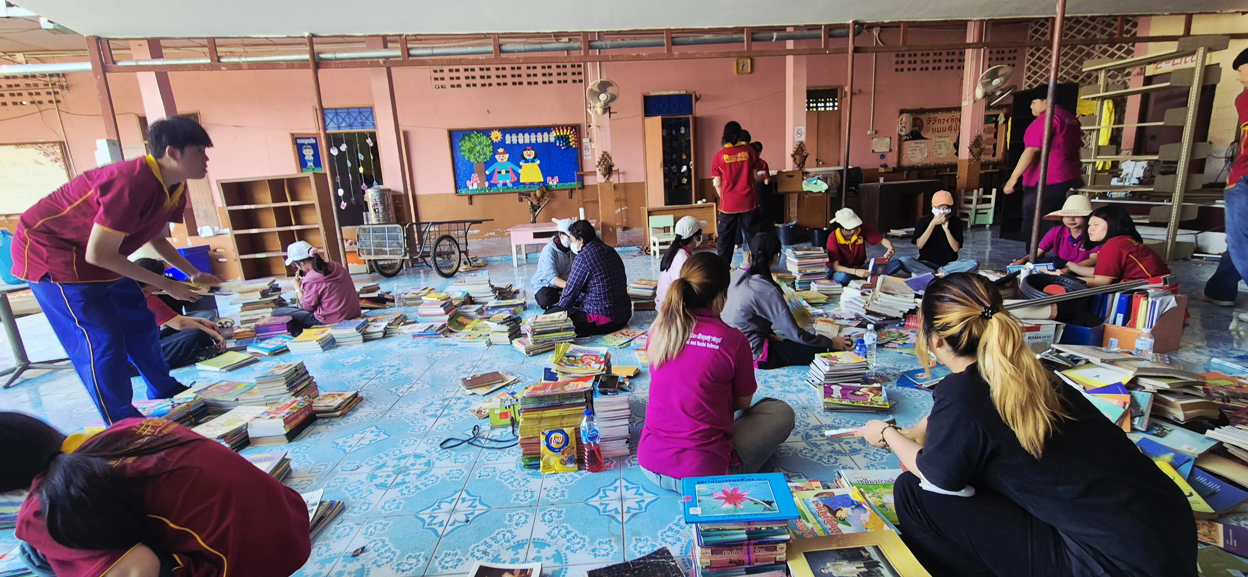 หลักสูตรรัฐศาสตรบัณฑิต คณะรัฐศาสตร์และสังคมศาสตร์ มพ. ยกทัพลงพื้นที่แม่ใจ จัดค่าย "สิงห์อาสา 69" เปลี่ยนความรู้ในห้องเรียน สู่การสร้างคุณค่าเพื่อชุมชน