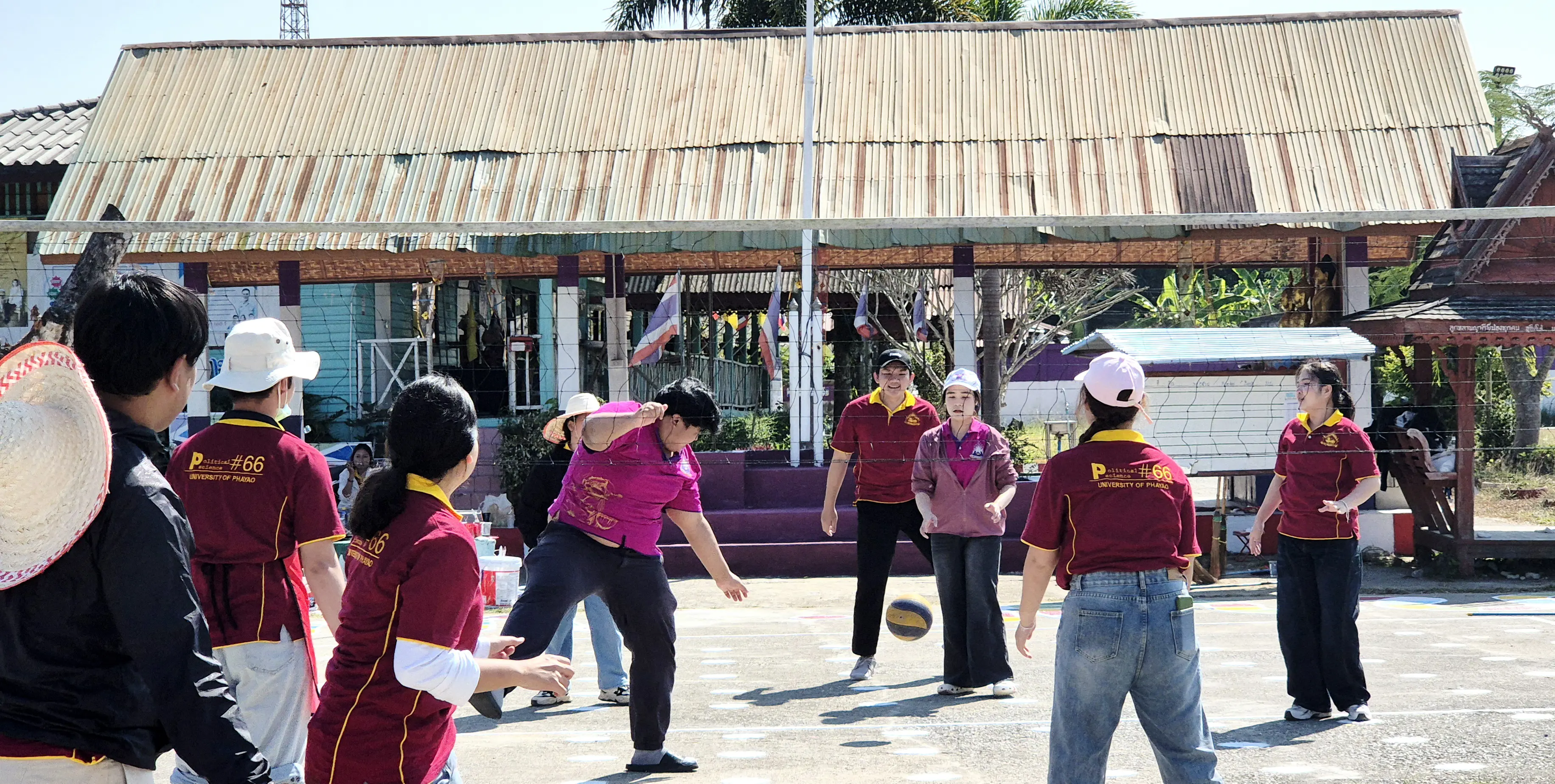 หลักสูตรรัฐศาสตรบัณฑิต คณะรัฐศาสตร์และสังคมศาสตร์ มพ. ยกทัพลงพื้นที่แม่ใจ จัดค่าย "สิงห์อาสา 69" เปลี่ยนความรู้ในห้องเรียน สู่การสร้างคุณค่าเพื่อชุมชน