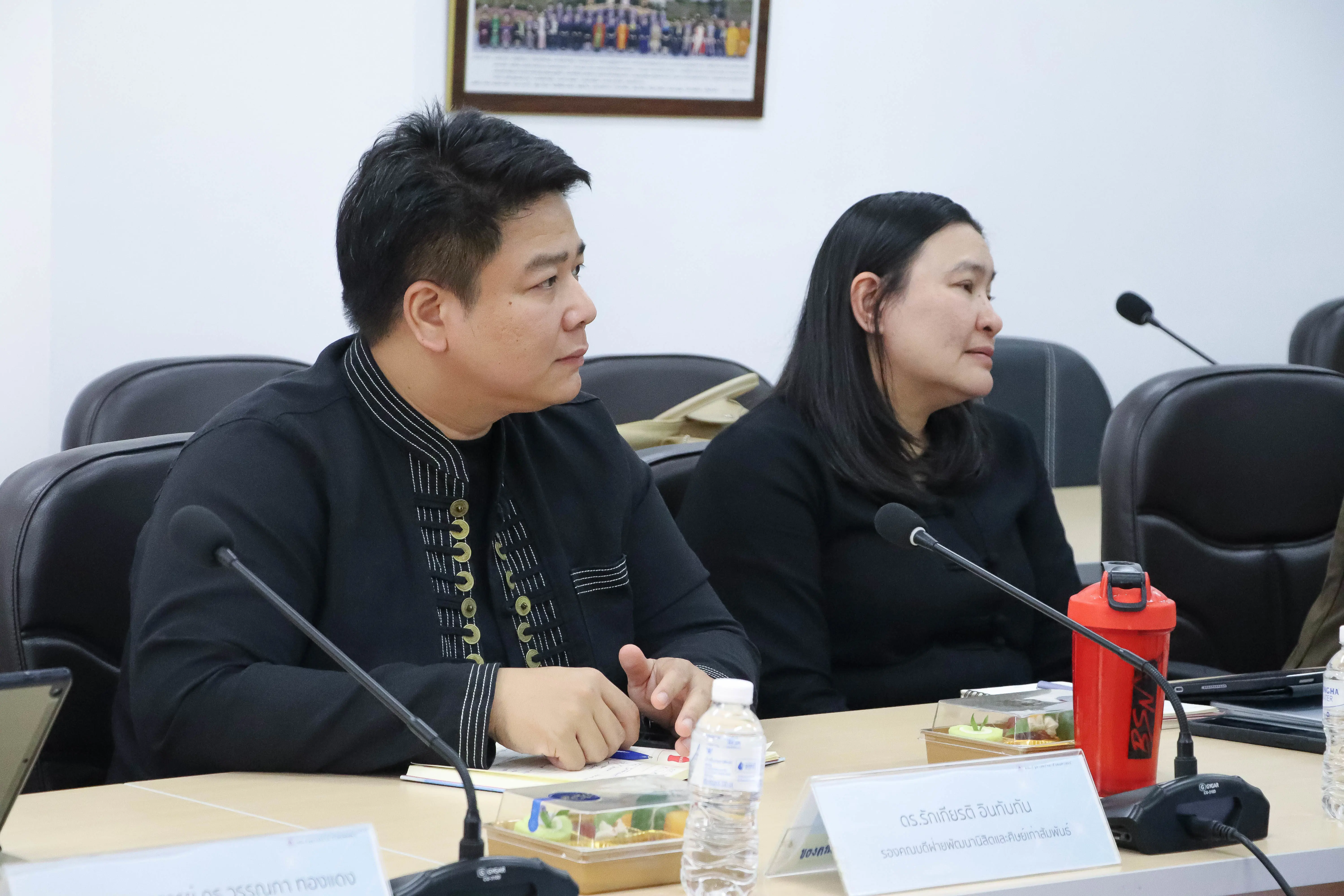 คณะรัฐศาสตร์และสังคมศาสตร์จัดเวทีหารือการพัฒนาหลักสูตรระยะสั้น (Non-Degree) ร่วมกับหน่วยงานภายนอก ตลอดจนการแลกเปลี่ยนเรียนรู้เพื่อพัฒนาหลักสูตรระยะสั้นให้มีประสิทธิภาพ