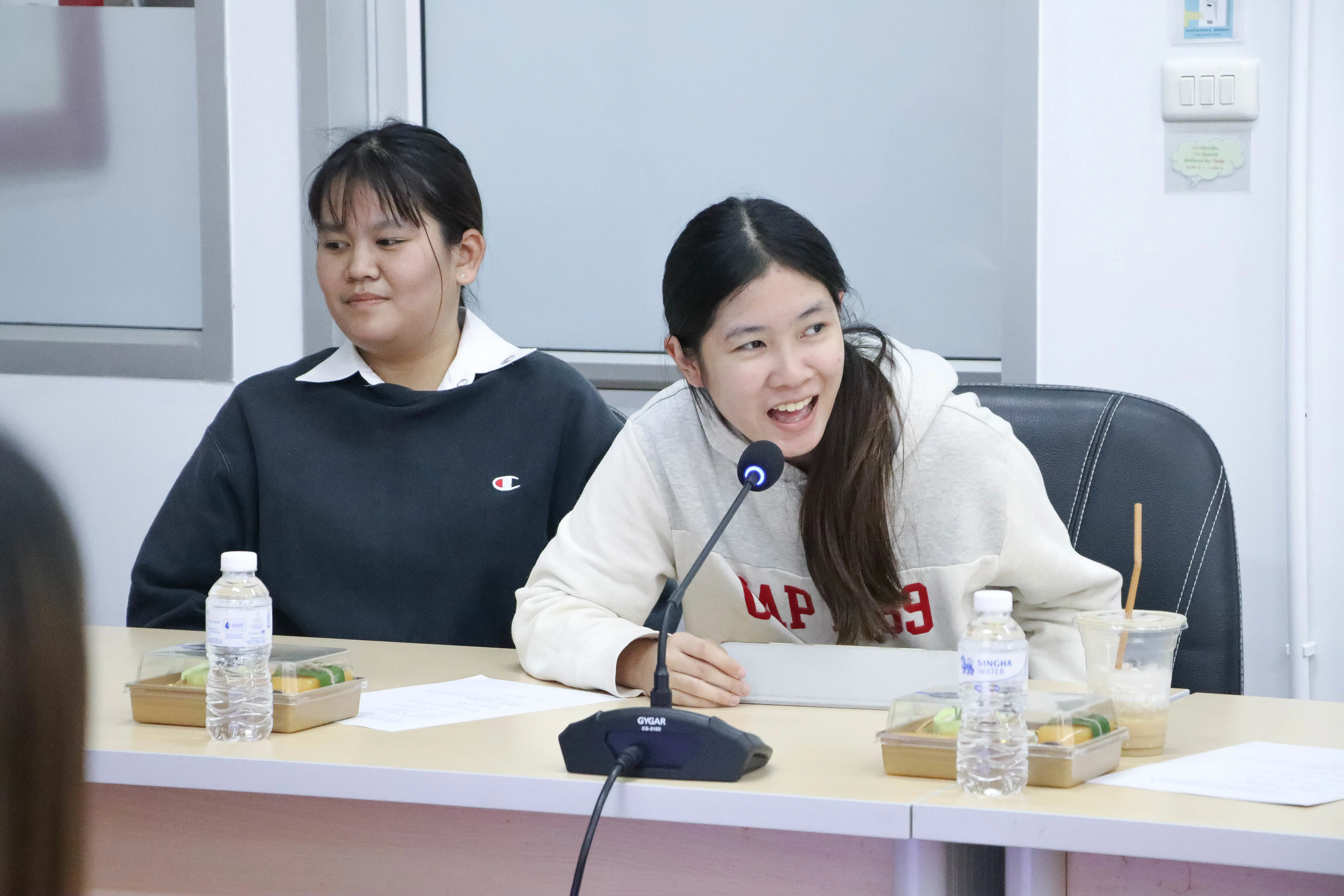 คณะรัฐศาสตร์และสังคมศาสตร์จัดเวทีหารือการพัฒนาหลักสูตรระยะสั้น (Non-Degree) ร่วมกับหน่วยงานภายนอก ตลอดจนการแลกเปลี่ยนเรียนรู้เพื่อพัฒนาหลักสูตรระยะสั้นให้มีประสิทธิภาพ