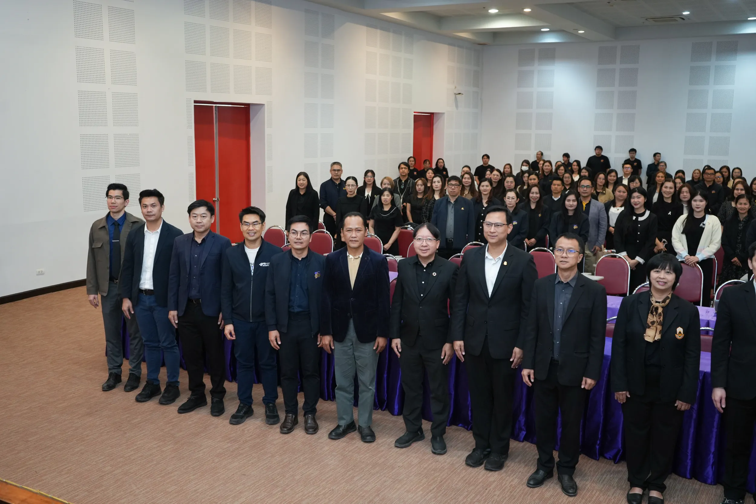 คณะรัฐศาสตร์และสังคมศาสตร์ ม.พะเยา ตอกย้ำเจตนารมณ์ธรรมาภิบาล นำทีมบุคลากรเข้าร่วมอบรม "แนวปฏิบัติพัสดุภาครัฐ" มุ่งยกระดับความโปร่งใสสู่สากล