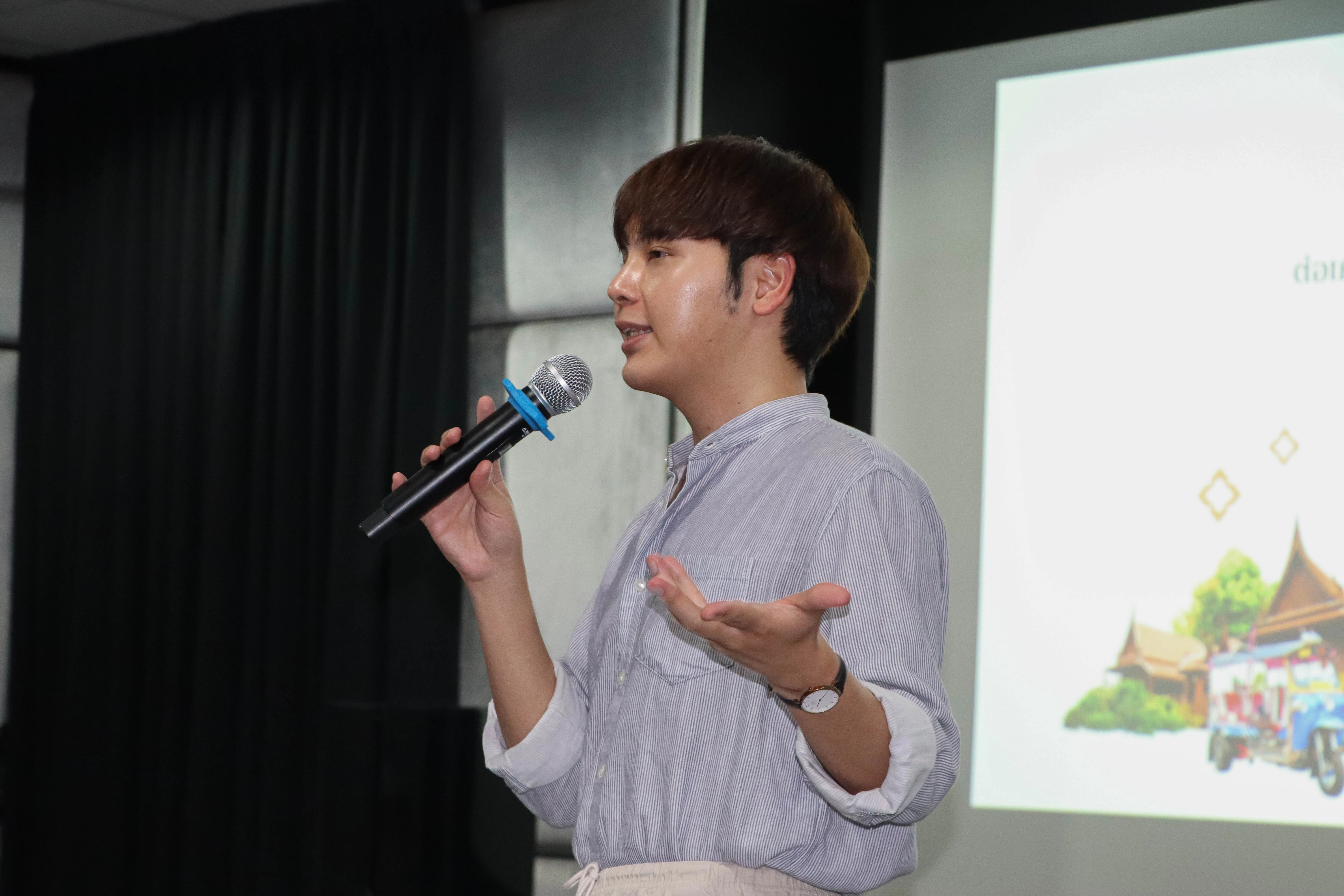 บูรณาการความรู้ สู่ยุทธศาสตร์การทูต หลักสูตรรัฐศาสตรบัณฑิต คณะรัฐศาสตร์และสังคมศาสตร์ ม.พะเยา จัดเวทีเสวนา นิสิตทัศนา (Students’ Voices) : การทูตหลากมิติในโลกร่วมสมัย ครั้งที่ 2