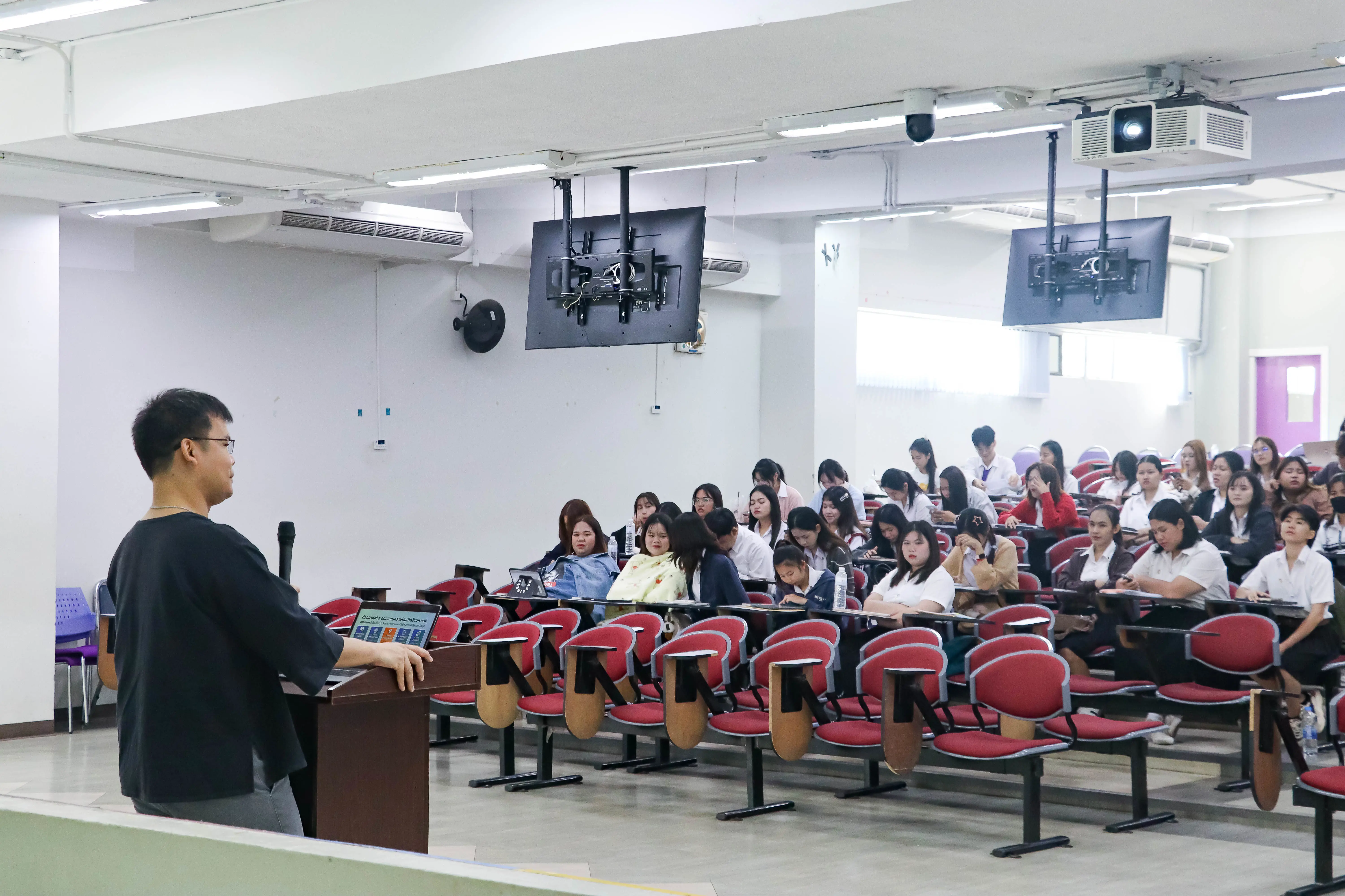 คณะรัฐศาสตร์และสังคมศาสตร์ มหาวิทยาลัยพะเยา จัดโครงการปัจฉิมนิเทศนิสิตชั้นปีที่ 4 ประจำปีการศึกษา 2568