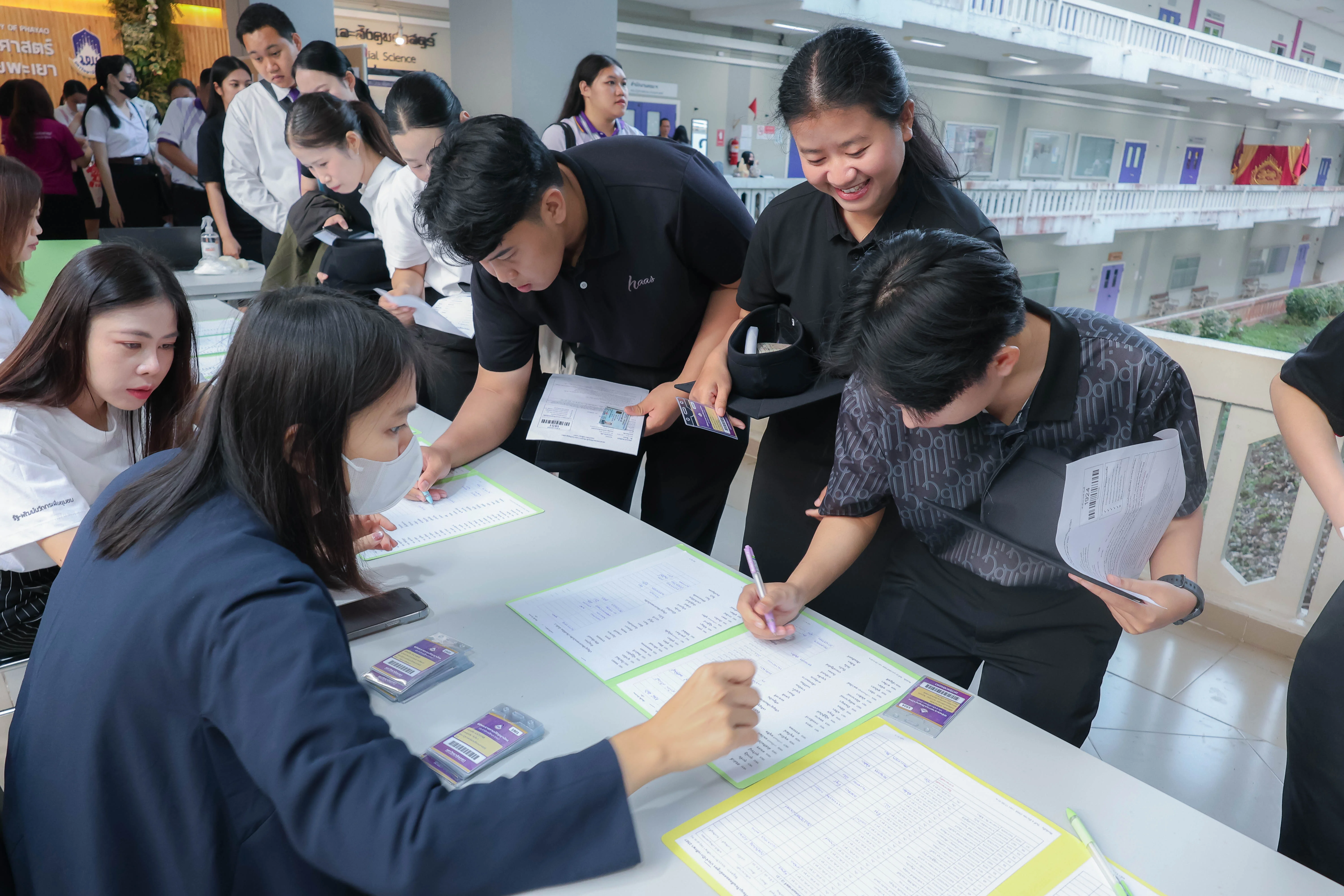 คณะรัฐศาสตร์และสังคมศาสตร์ มหาวิทยาลัยพะเยา ขอแสดงความยินดีกับมหาบัณฑิต และบัณฑิต ในพิธีพระราชทานปริญญาบัตร ประจำปีการศึกษา 2567