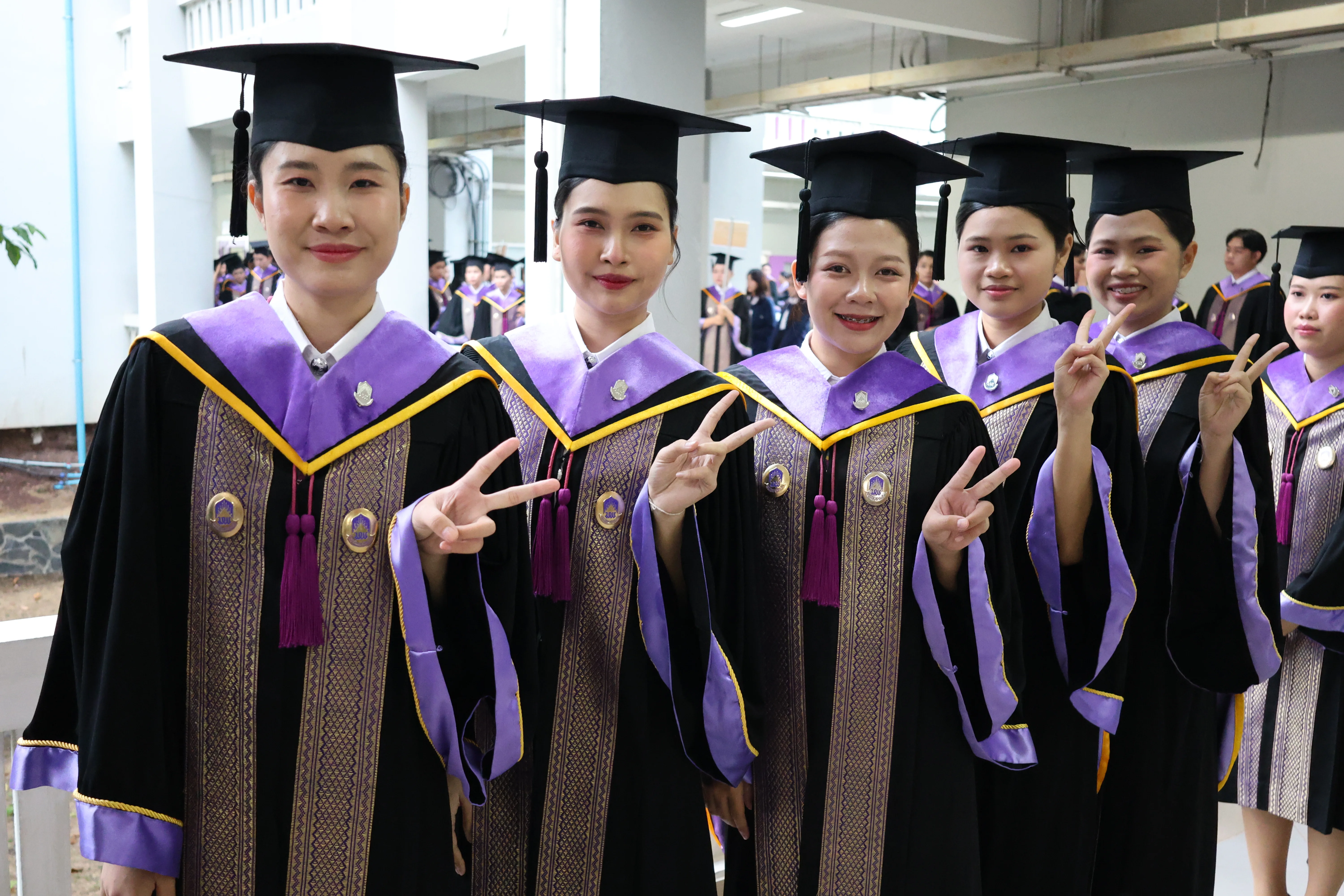 คณะรัฐศาสตร์และสังคมศาสตร์ มหาวิทยาลัยพะเยา ขอแสดงความยินดีกับมหาบัณฑิต และบัณฑิต ในพิธีพระราชทานปริญญาบัตร ประจำปีการศึกษา 2567