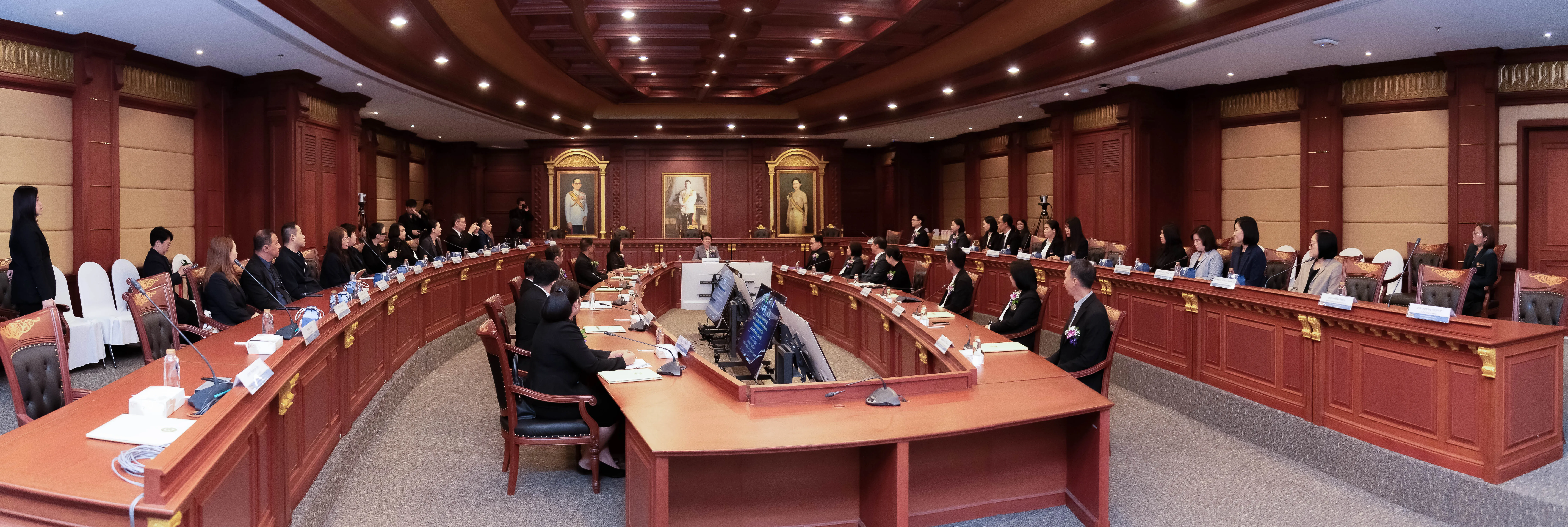 ม.พะเยา ผนึกกำลังเครือข่าย 14 สถาบันอุดมศึกษา ลงนาม MOU มุ่งขับเคลื่อนงานวิจัยและวิชาการด้านการพัฒนาสังคมระดับประเทศ