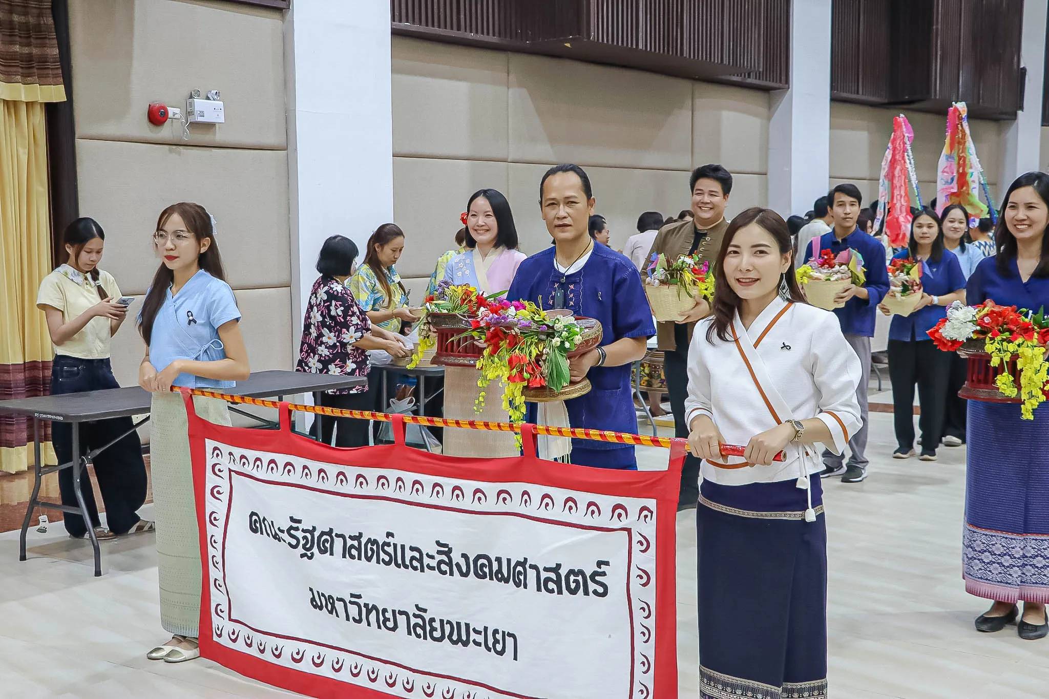 คณะรัฐศาสตร์และสังคมศาสตร์ ม.พะเยา ร่วมสืบสานประเพณีปี๋ใหม่เมือง 2569 คว้า 2 รางวัล สะท้อนอัตลักษณ์ล้านนา