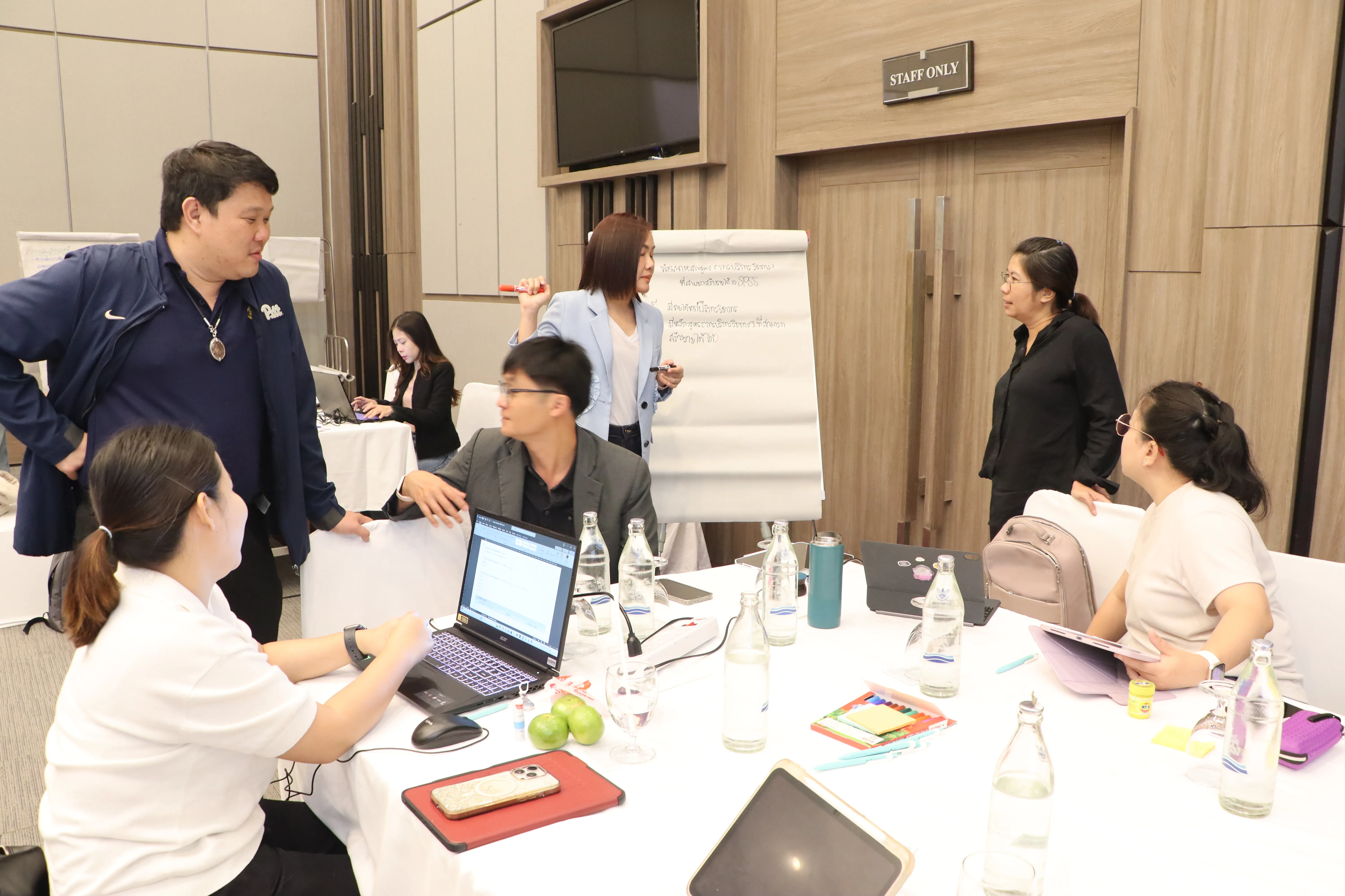 คณะรัฐศาสตร์และสังคมศาสตร์ ม.พะเยา เดินหน้าพัฒนาแผนยุทธศาสตร์ ศึกษาดูงาน–ถอดบทเรียน เสริมศักยภาพองค์กรสู่ความเป็นเลิศ