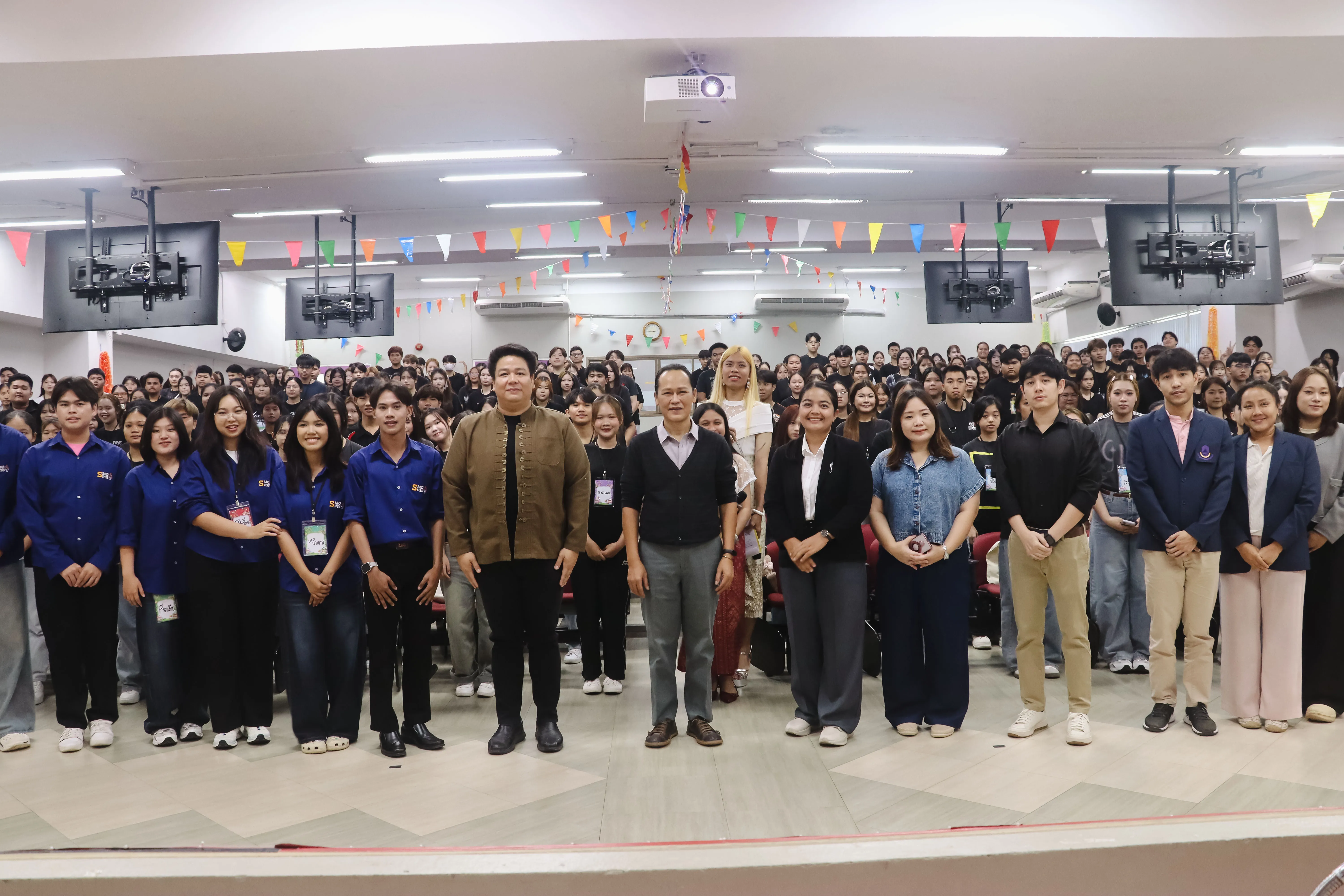 ก้าวแรกแห่งความผูกพัน รัฐศาสตร์และสังคมศาสตร์ ม.พะเยา จัด Happiness to SPSS Team ต้อนรับนิสิตใหม่ 2569