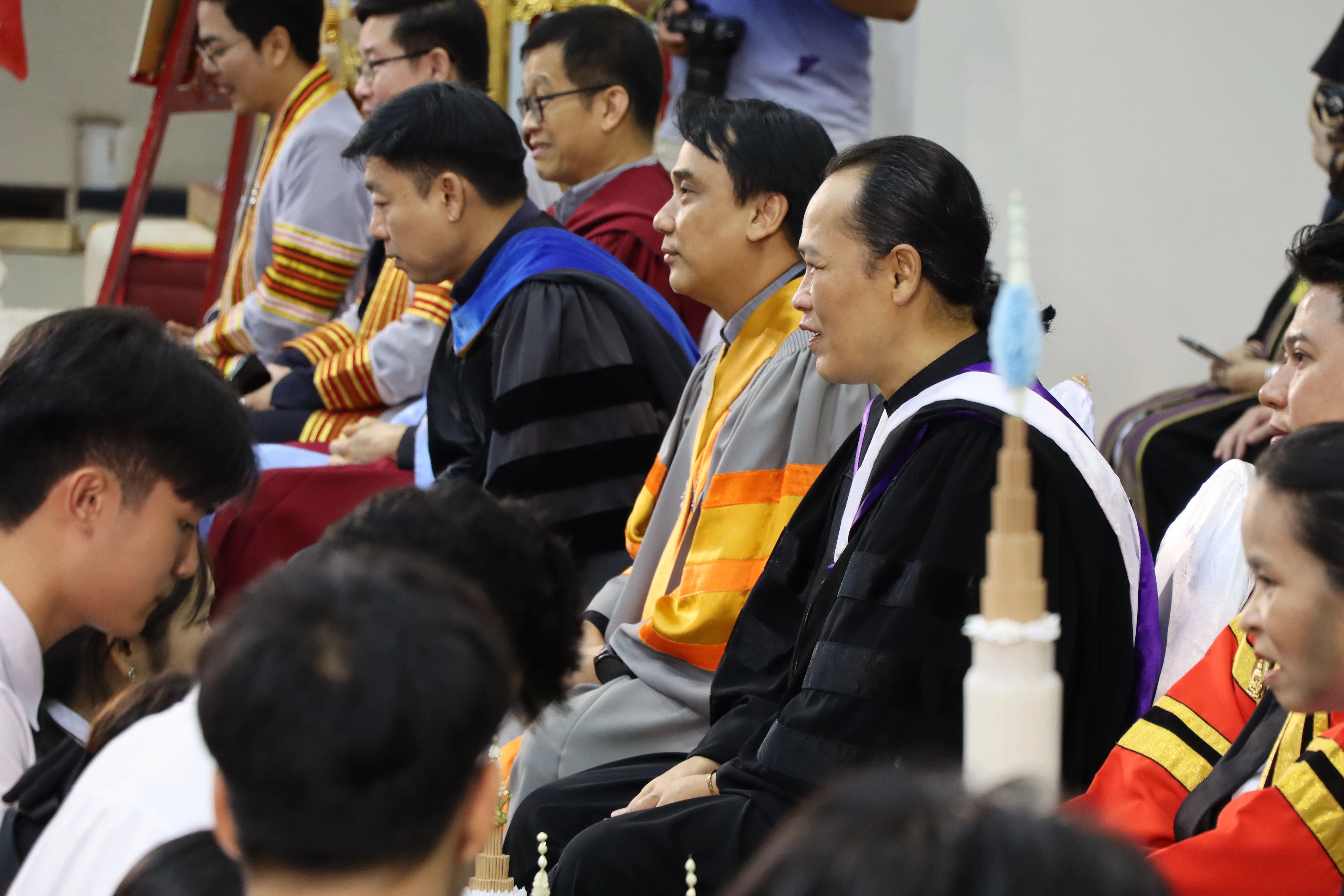 คณะรัฐศาสตร์และสังคมศาสตร์ ร่วมพิธีไหว้ครู ประจำปีการศึกษา 2569 พร้อมแสดงความยินดีแก่ นิสิตสร้างชื่อเสียง ผู้นำนิสิต และคณาจารย์ผู้ได้รับรางวัลอาจารย์มืออาชีพระดับ 2
