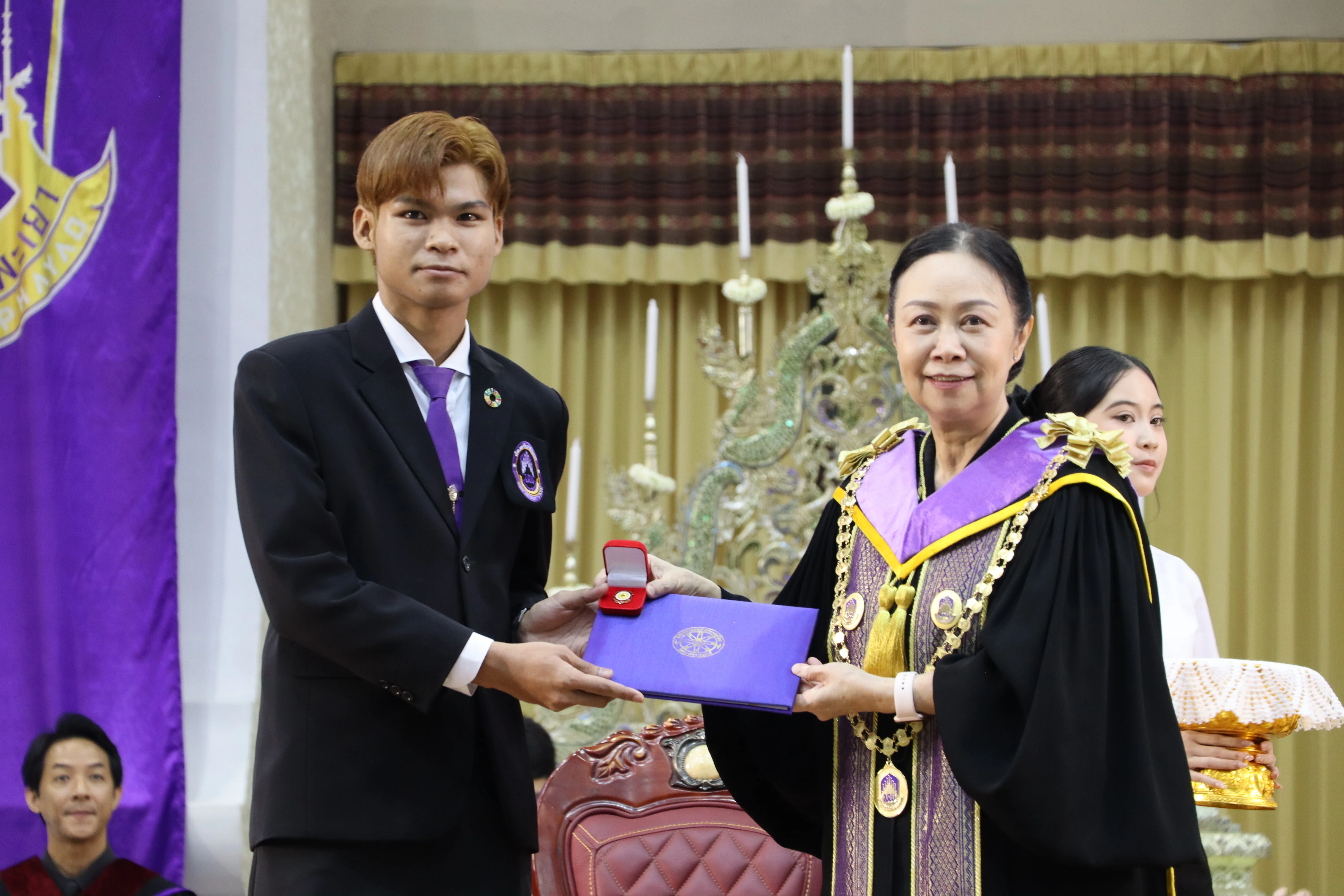 คณะรัฐศาสตร์และสังคมศาสตร์ ร่วมพิธีไหว้ครู ประจำปีการศึกษา 2569 พร้อมแสดงความยินดีแก่ นิสิตสร้างชื่อเสียง ผู้นำนิสิต และคณาจารย์ผู้ได้รับรางวัลอาจารย์มืออาชีพระดับ 2