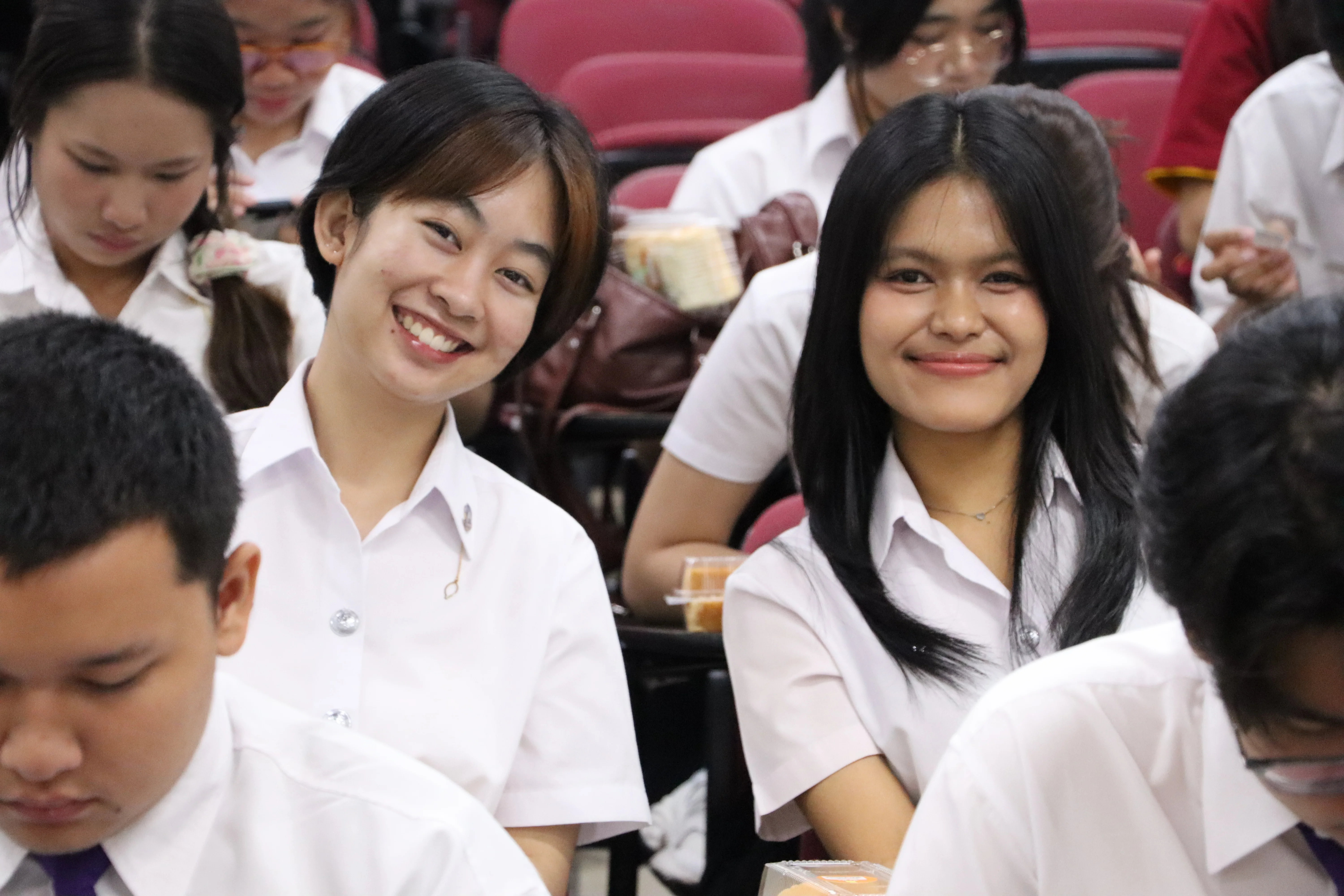 คณะรัฐศาสตร์และสังคมศาสตร์ มหาวิทยาลัยพะเยา จัดโครงการ “คุรุบูชา (ไหว้ครูคณะรัฐศาสตร์และสังคมศาสตร์)” ประจำปีการศึกษา 2569 สืบสานคุณค่าความกตัญญู พร้อมเชิดชูเกียรตินิสิตดีเด่น