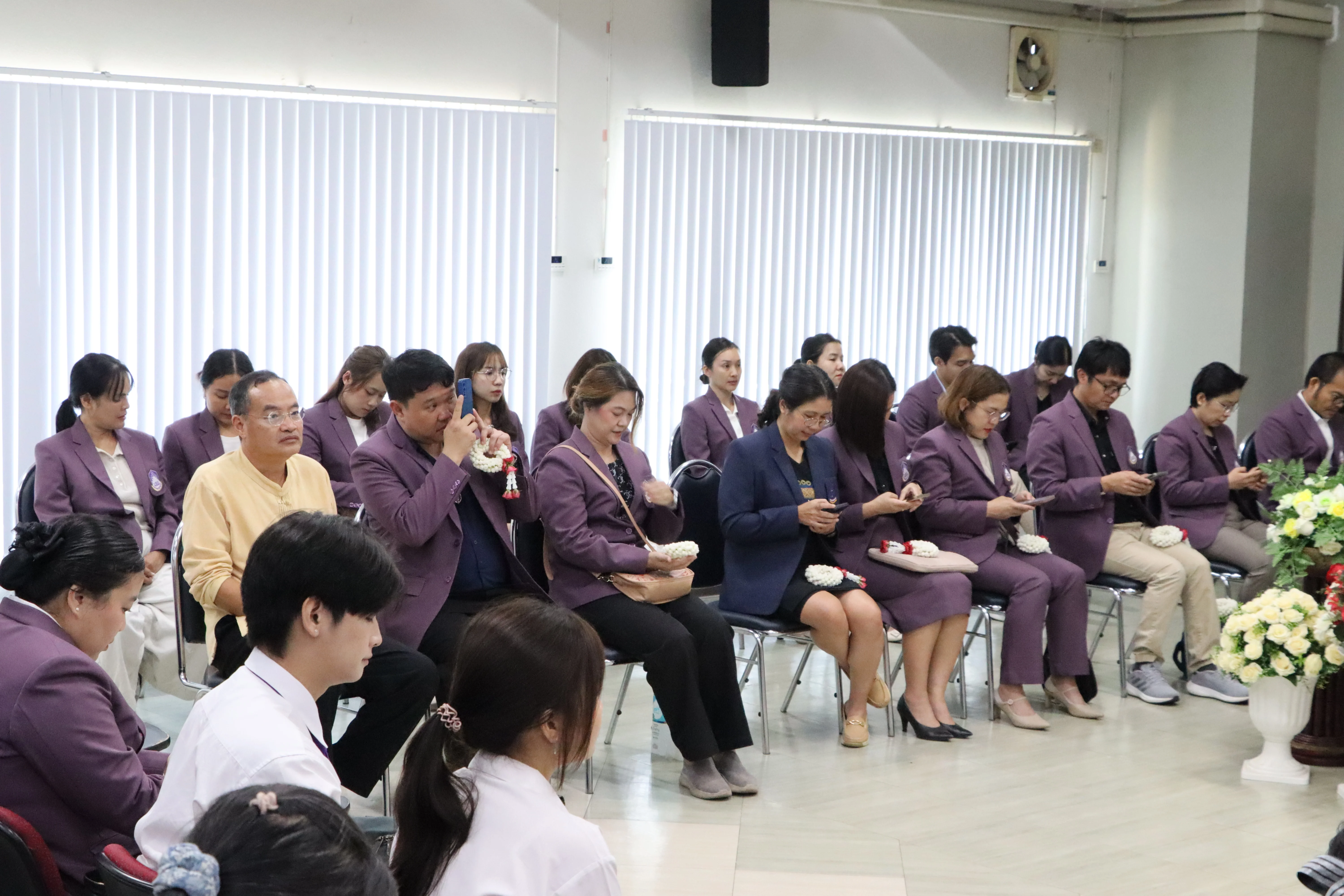 คณะรัฐศาสตร์และสังคมศาสตร์ มหาวิทยาลัยพะเยา จัดโครงการ “คุรุบูชา (ไหว้ครูคณะรัฐศาสตร์และสังคมศาสตร์)” ประจำปีการศึกษา 2569 สืบสานคุณค่าความกตัญญู พร้อมเชิดชูเกียรตินิสิตดีเด่น