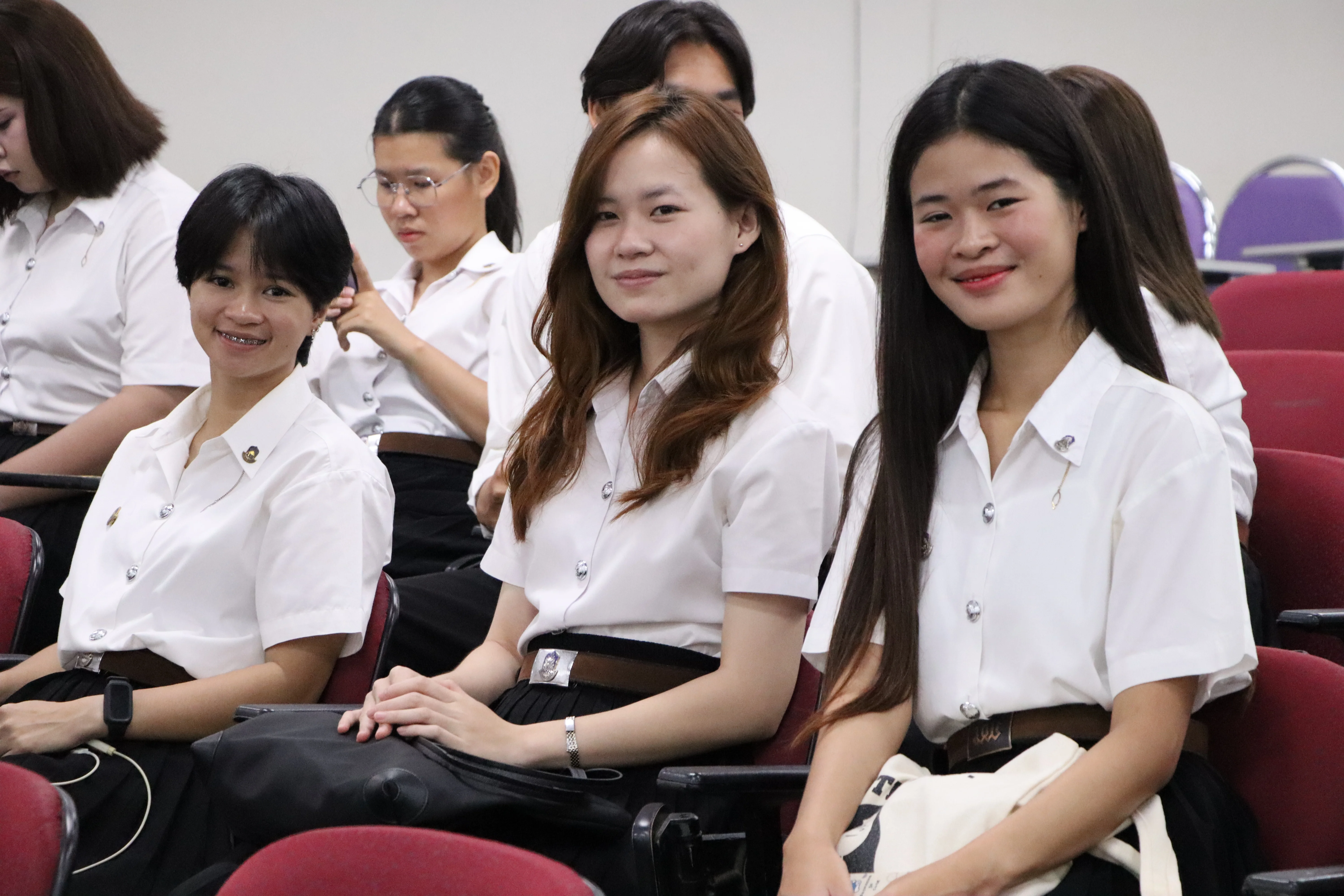 คณะรัฐศาสตร์และสังคมศาสตร์ มหาวิทยาลัยพะเยา จัดโครงการ “คุรุบูชา (ไหว้ครูคณะรัฐศาสตร์และสังคมศาสตร์)” ประจำปีการศึกษา 2569 สืบสานคุณค่าความกตัญญู พร้อมเชิดชูเกียรตินิสิตดีเด่น
