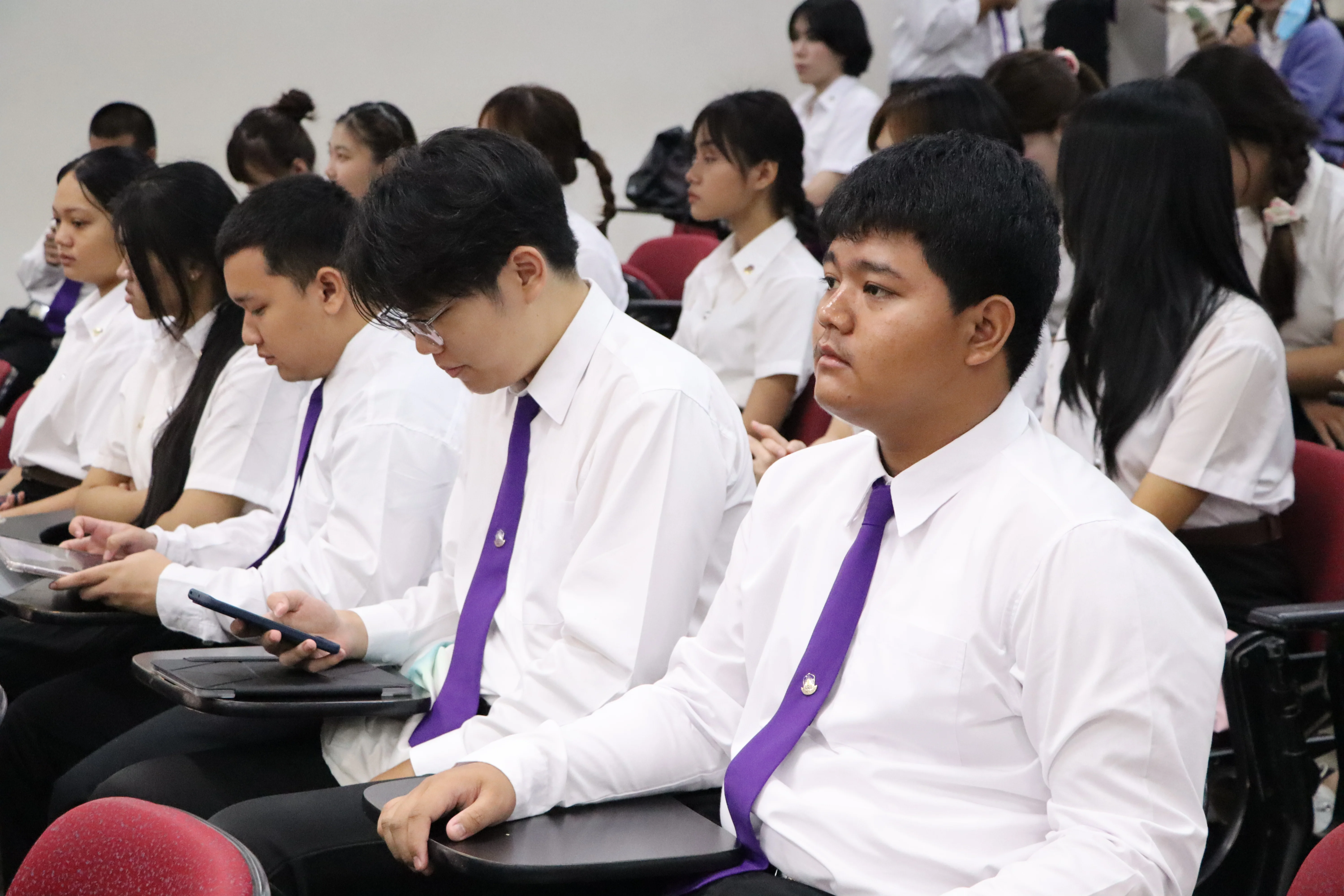 คณะรัฐศาสตร์และสังคมศาสตร์ มหาวิทยาลัยพะเยา จัดโครงการ “คุรุบูชา (ไหว้ครูคณะรัฐศาสตร์และสังคมศาสตร์)” ประจำปีการศึกษา 2569 สืบสานคุณค่าความกตัญญู พร้อมเชิดชูเกียรตินิสิตดีเด่น