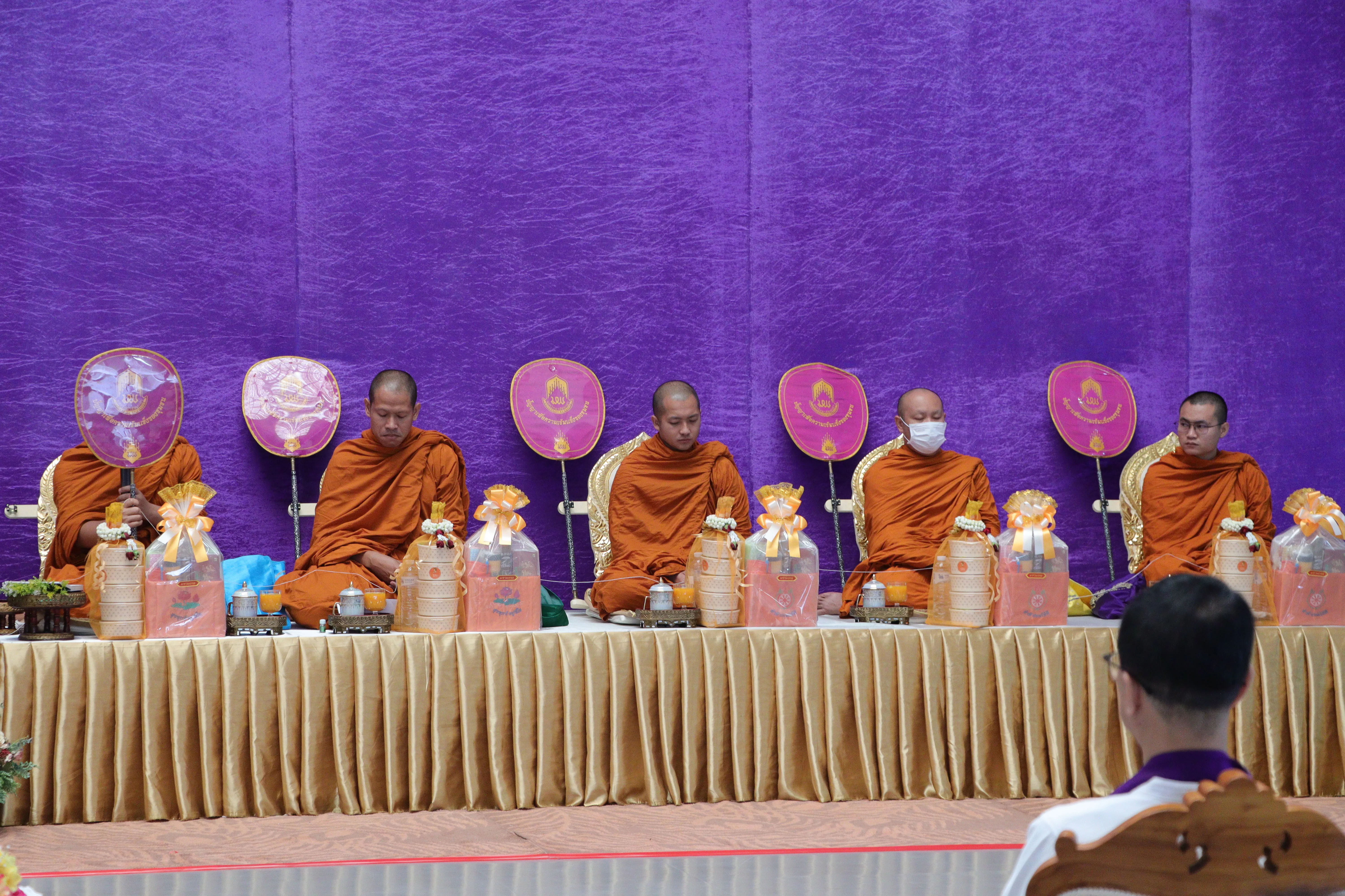 11 ปี แห่งสายธารศรัทธา พิธีตักน้ำและเจริญพระพุทธมนต์น้ำสรงพระธาตุจอมทอง ประจำปี 2569