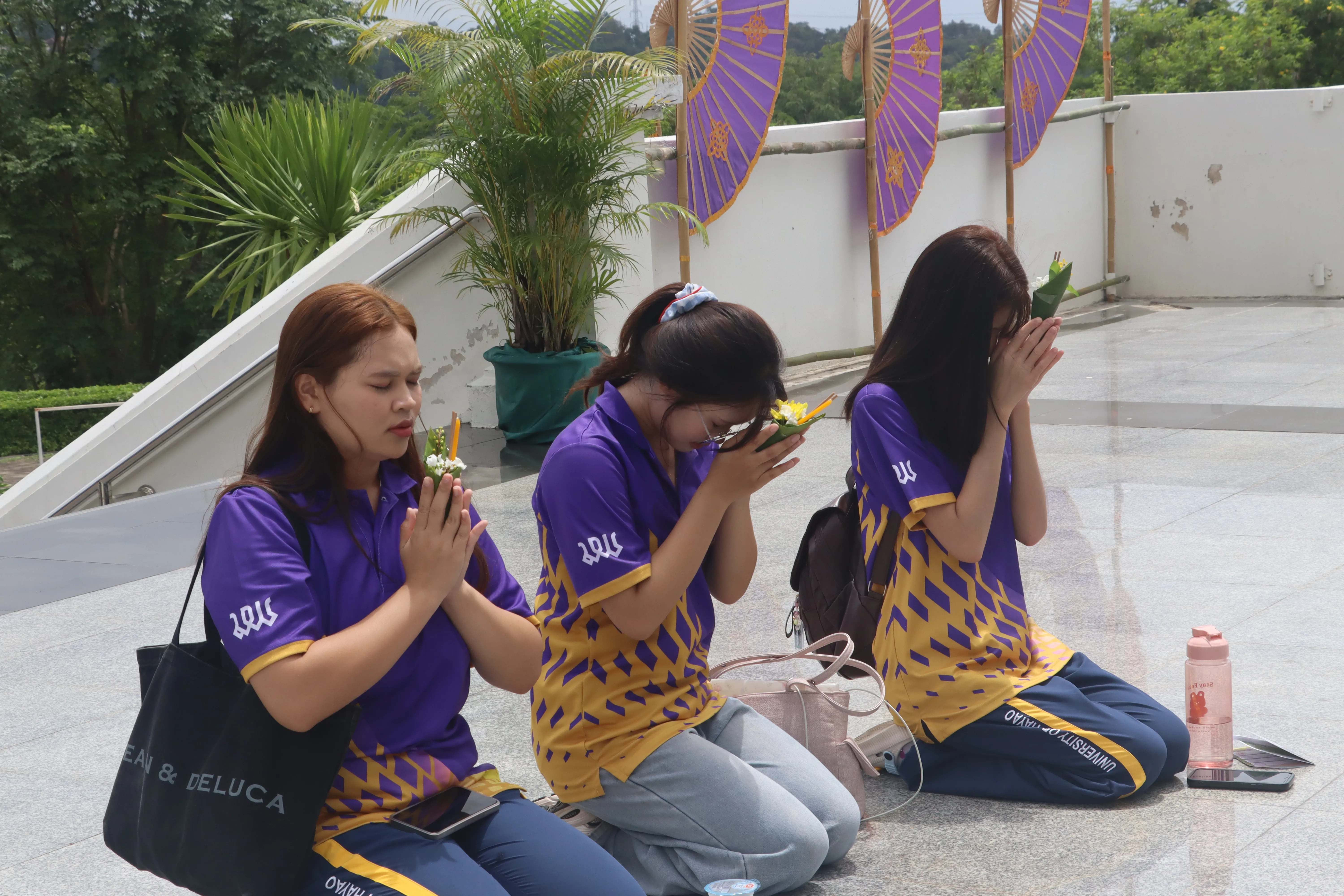 คณะรัฐศาสตร์และสังคมศาสตร์ ร่วมจัดกิจกรรม "เรียนรู้ ขอพร พระพุทธรูปประจำมหาวิทยาลัย" ณ พระพุทธภุชคารักษ์ ในงานเฉลิมฉลองครบรอบ 16 ปี มหาวิทยาลัยพะเยา