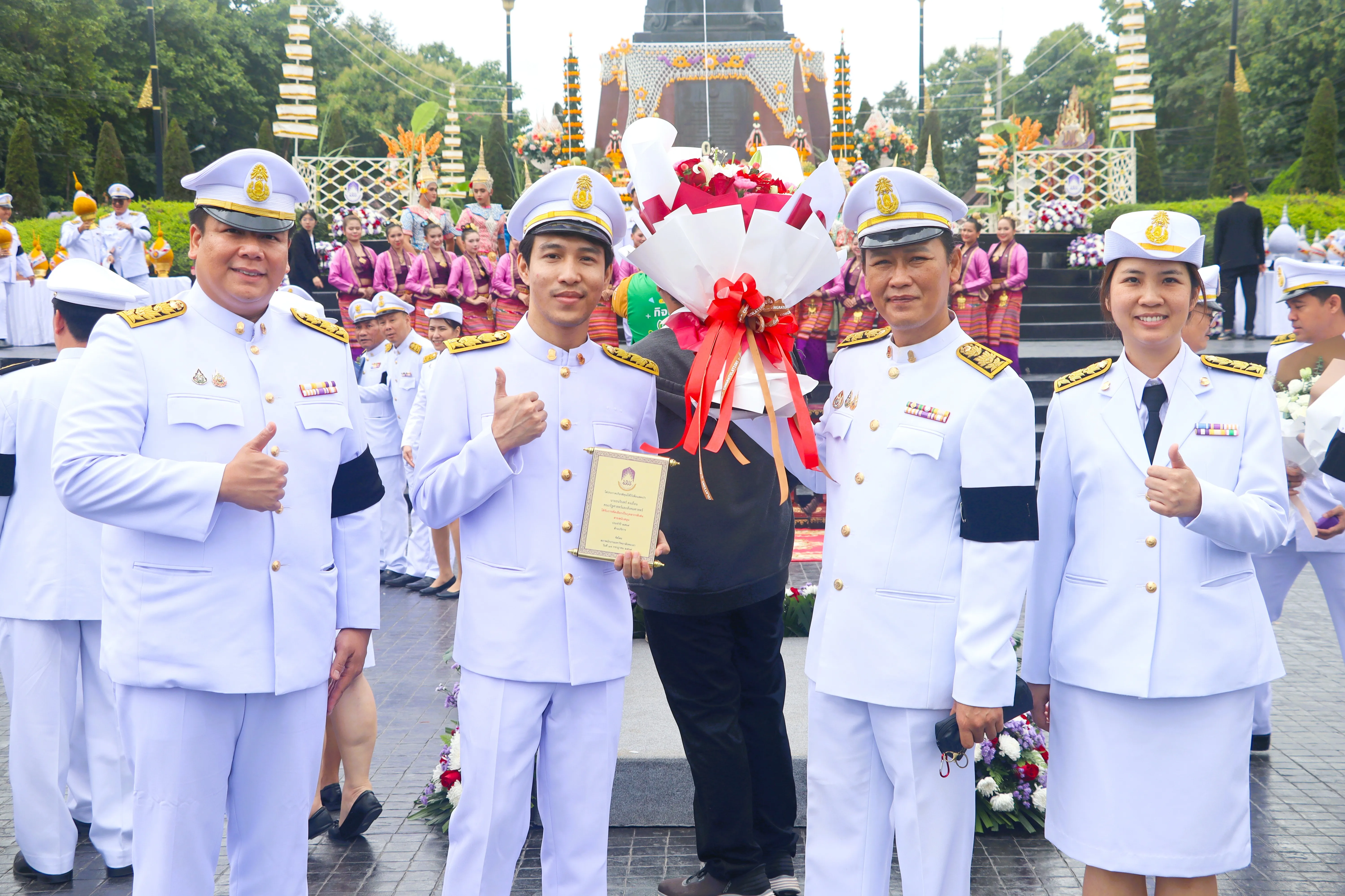 คณะรัฐศาสตร์และสังคมศาสตร์ ม.พะเยา ร่วมพิธีวันสถาปนามหาวิทยาลัยพะเยา ครบรอบ 16 ปี ร่วมแสดงความยินดีบุคลากรดีเด่น ประจำปี 2569