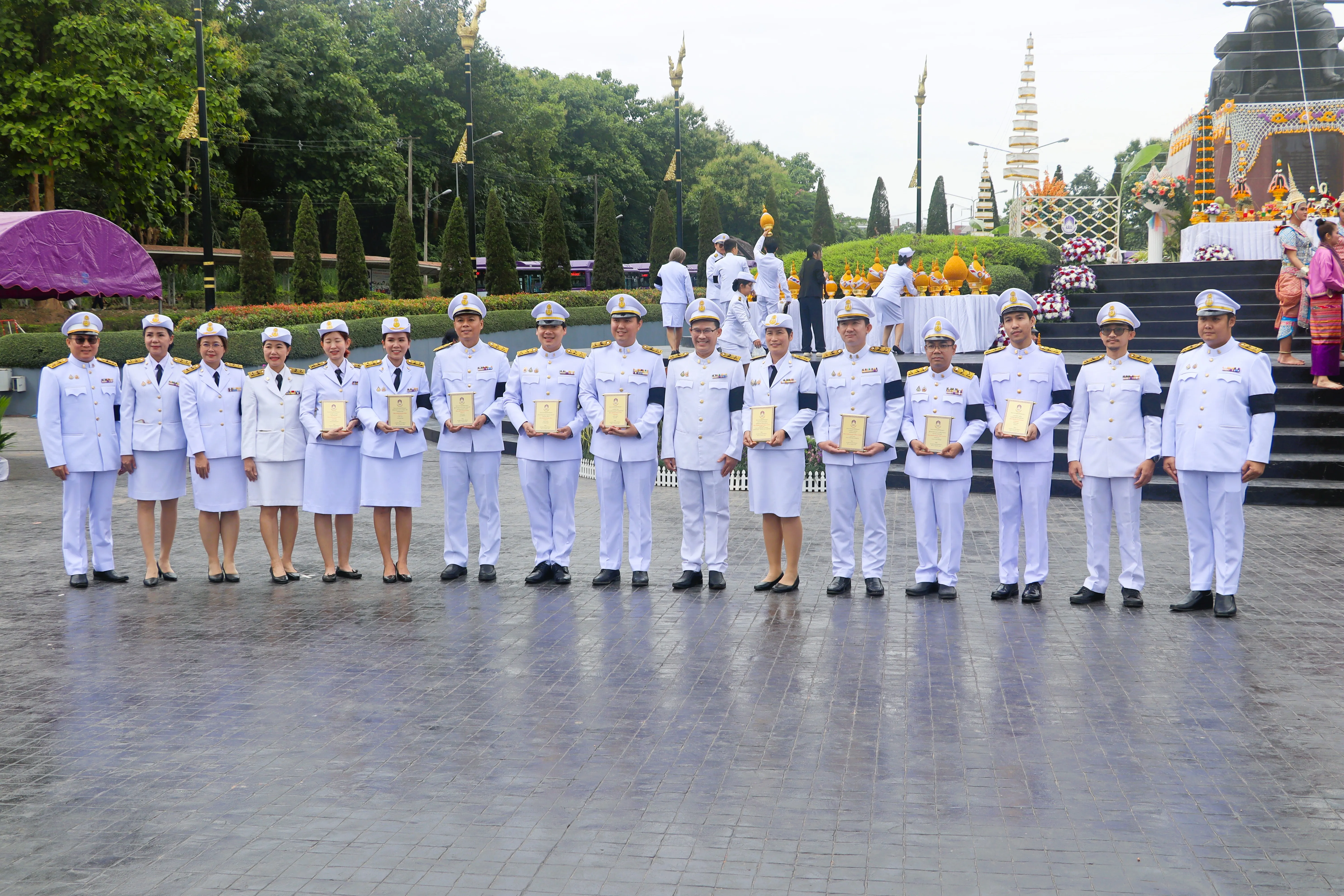 คณะรัฐศาสตร์และสังคมศาสตร์ ม.พะเยา ร่วมพิธีวันสถาปนามหาวิทยาลัยพะเยา ครบรอบ 16 ปี ร่วมแสดงความยินดีบุคลากรดีเด่น ประจำปี 2569