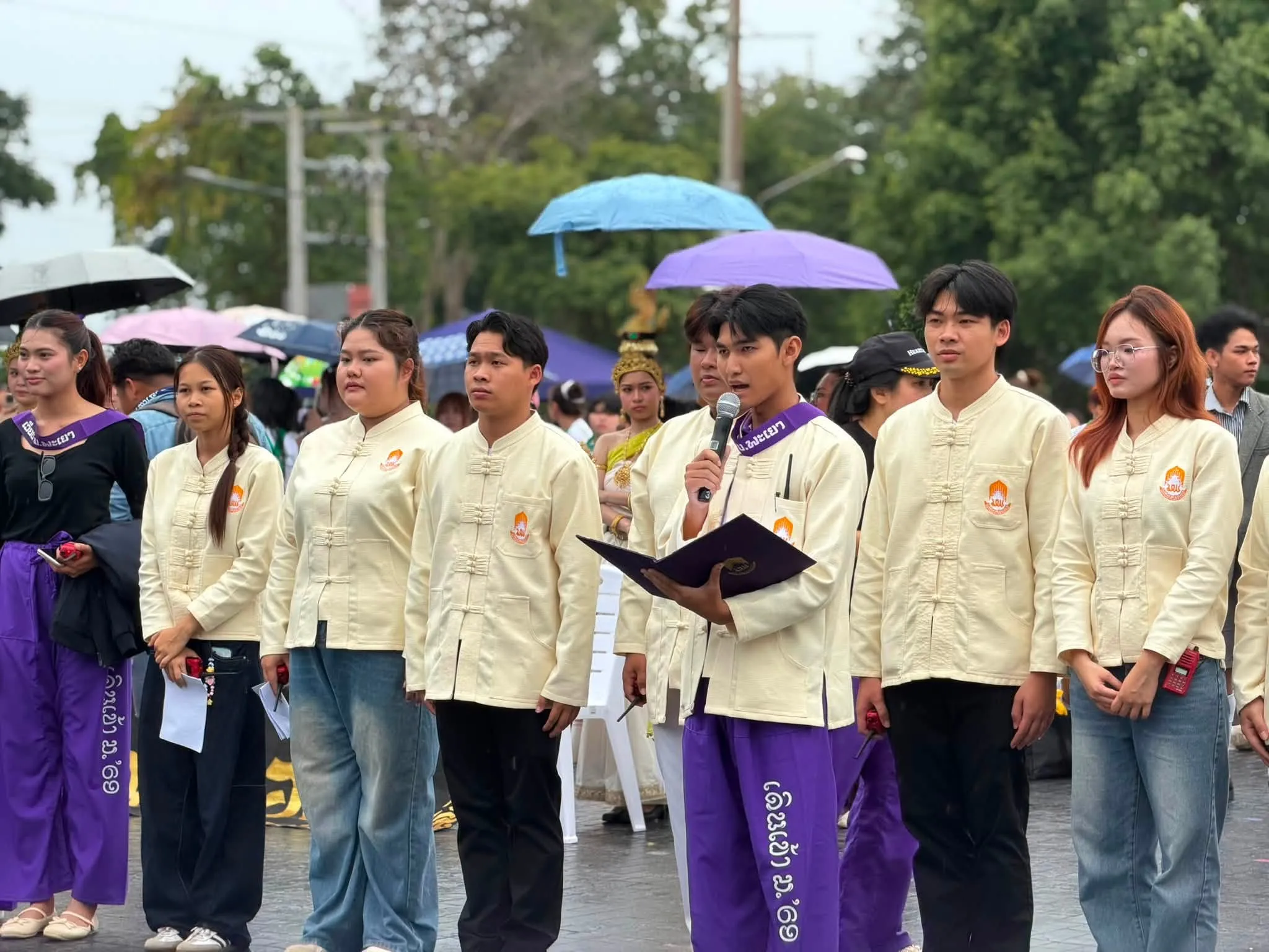 คณะรัฐศาสตร์และสังคมศาสตร์ มหาวิทยาลัยพะเยา ร่วมสืบสาน “ประเพณีเดินขึ้น ม. ประจำปีการศึกษา 2569”