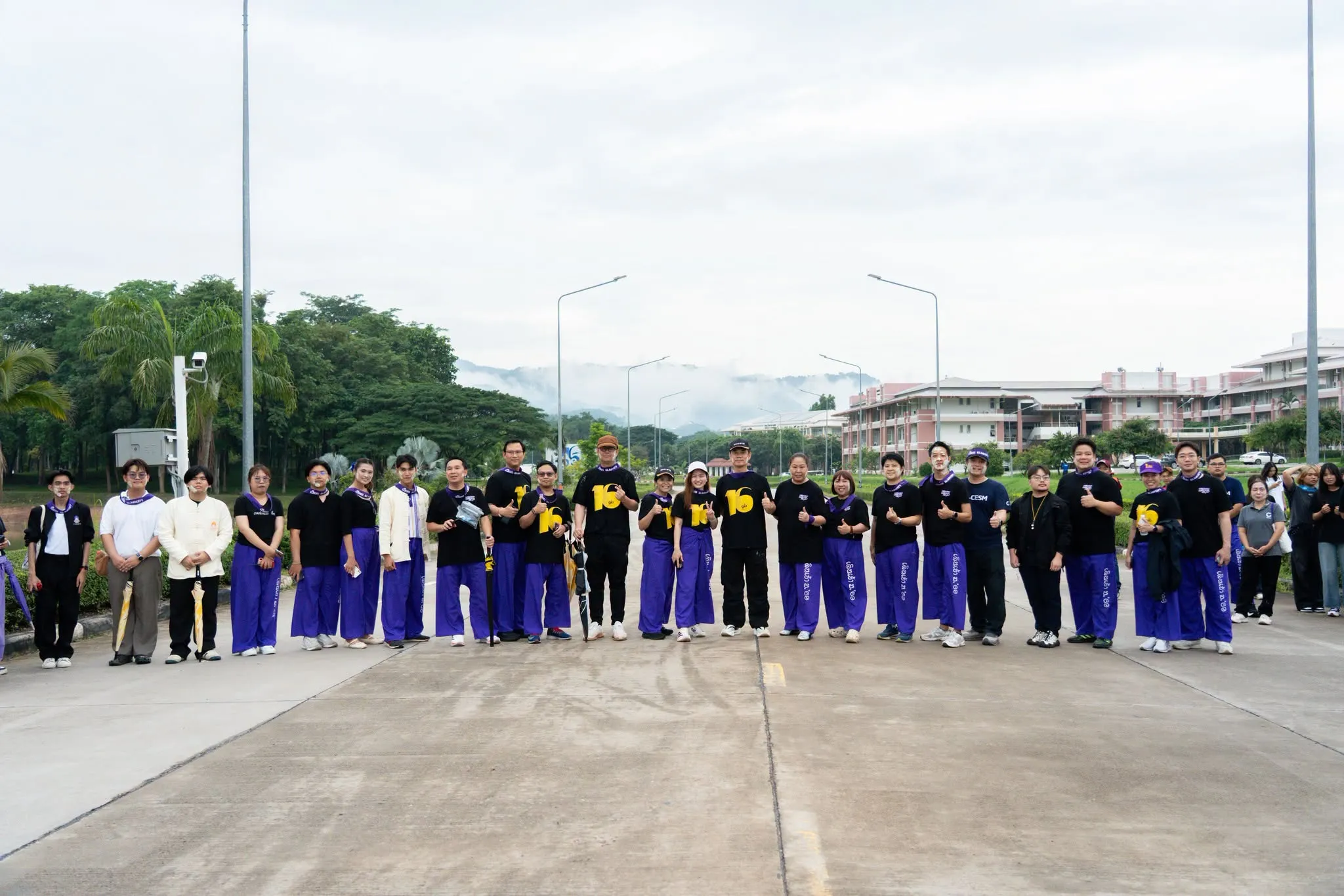 คณะรัฐศาสตร์และสังคมศาสตร์ มหาวิทยาลัยพะเยา ร่วมสืบสาน “ประเพณีเดินขึ้น ม. ประจำปีการศึกษา 2569”