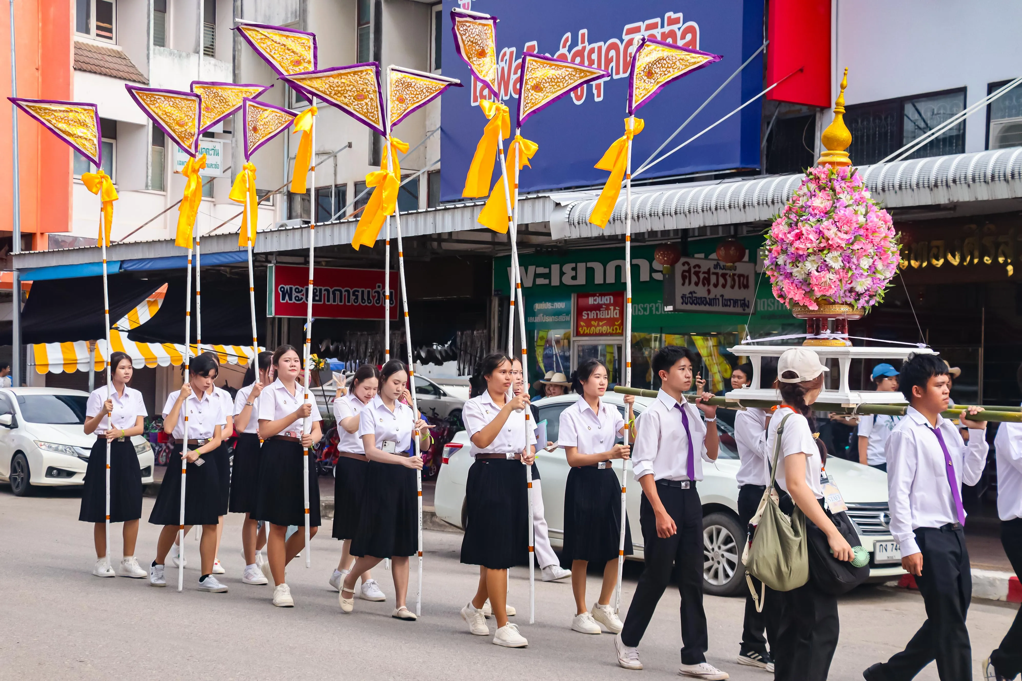11 ปีแห่งศรัทธา สืบสานคุณค่าล้านนา คณะรัฐศาสตร์และสังคมศาสตร์ มหาวิทยาลัยพะเยา ร่วมเป็นเจ้าภาพประเพณีแห่ผ้าห่มพระธาตุจอมทอง ประจำปี 2569