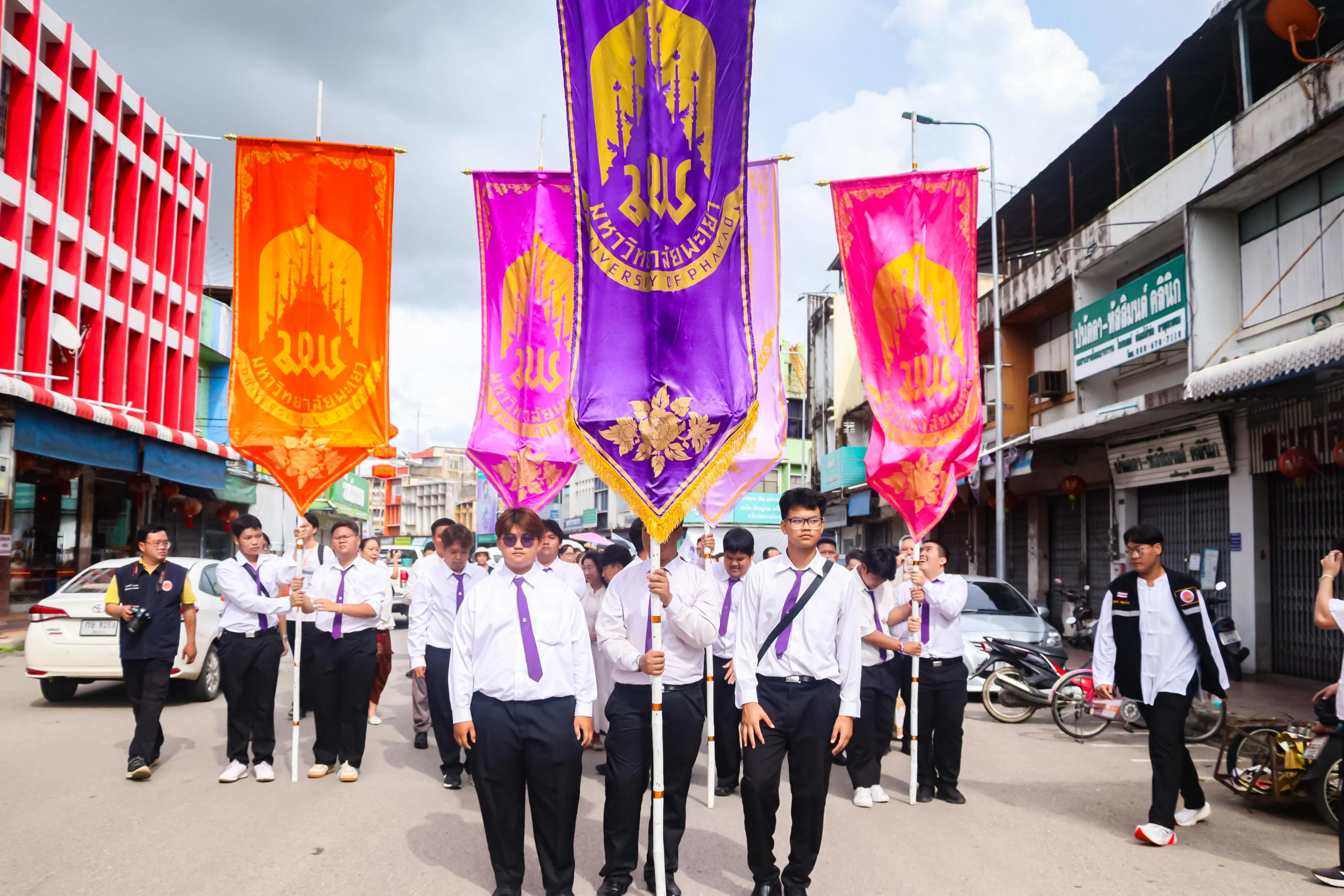 11 ปีแห่งศรัทธา สืบสานคุณค่าล้านนา คณะรัฐศาสตร์และสังคมศาสตร์ มหาวิทยาลัยพะเยา ร่วมเป็นเจ้าภาพประเพณีแห่ผ้าห่มพระธาตุจอมทอง ประจำปี 2569