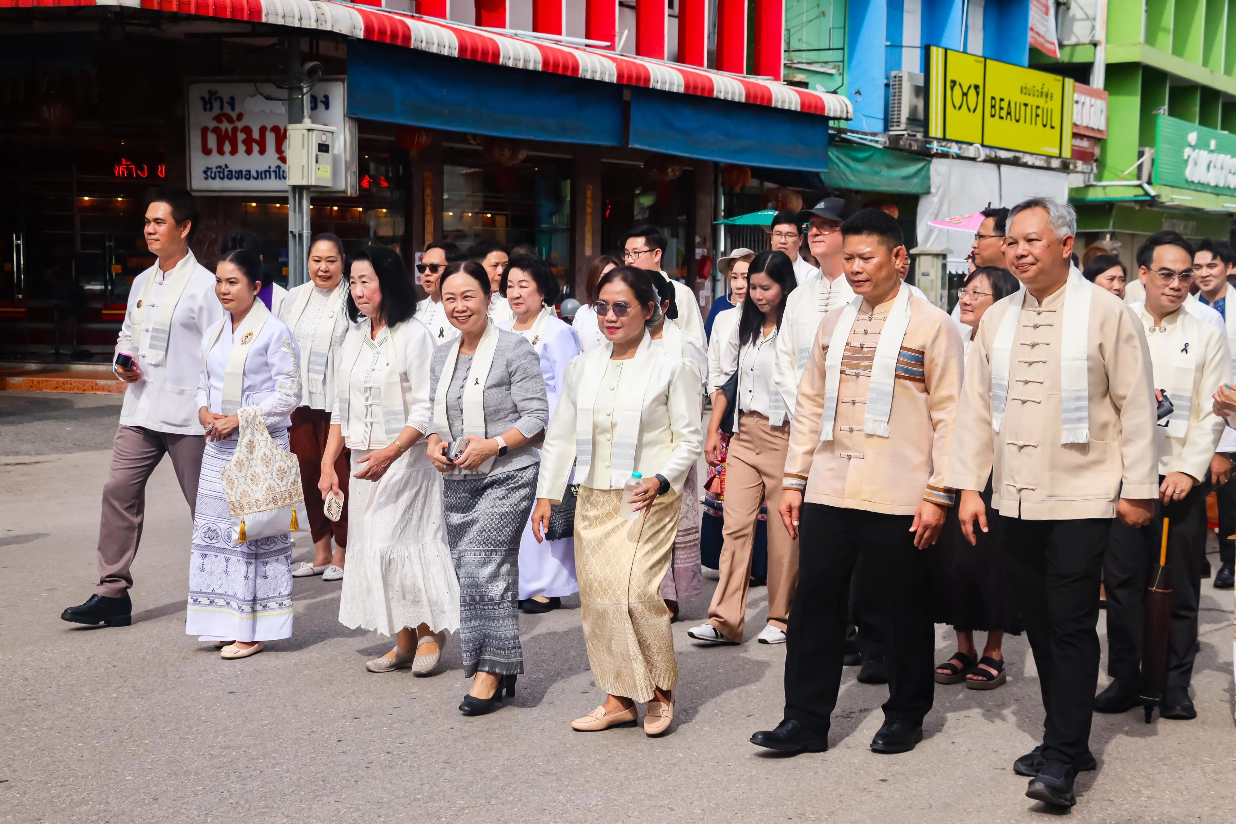 11 ปีแห่งศรัทธา สืบสานคุณค่าล้านนา คณะรัฐศาสตร์และสังคมศาสตร์ มหาวิทยาลัยพะเยา ร่วมเป็นเจ้าภาพประเพณีแห่ผ้าห่มพระธาตุจอมทอง ประจำปี 2569