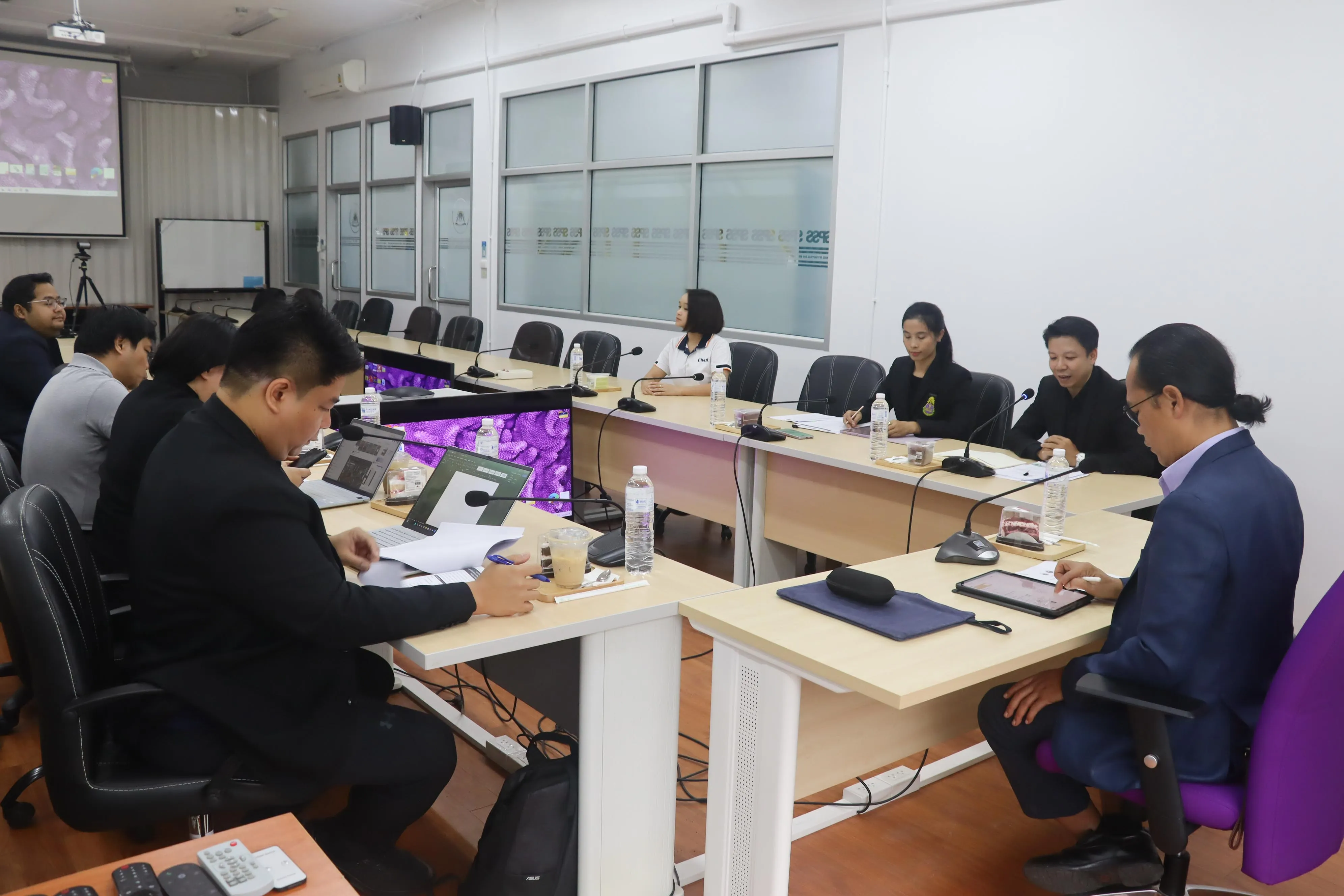 คณะรัฐศาสตร์และสังคมศาสตร์ มหาวิทยาลัยพะเยา ร่วมหารือแนวทางบูรณาการหลักสูตรต้านทุจริตศึกษา e-Learning สู่การจัดการเรียนการสอน