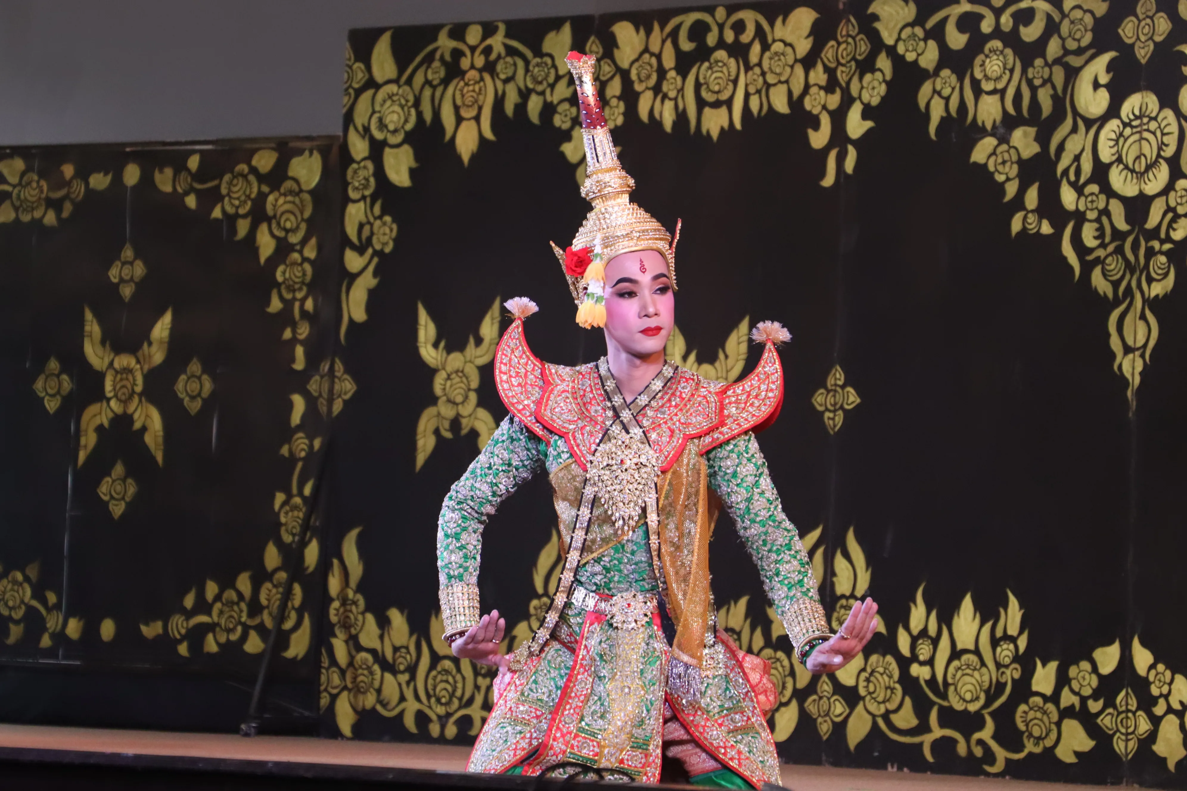 คณะรัฐศาสตร์และสังคมศาสตร์ ร่วมสืบสานมรดกนาฏศิลป์ไทย ชมการแสดงโขน “รามสมณะวตาร” ณ มหาวิทยาลัยพะเยา