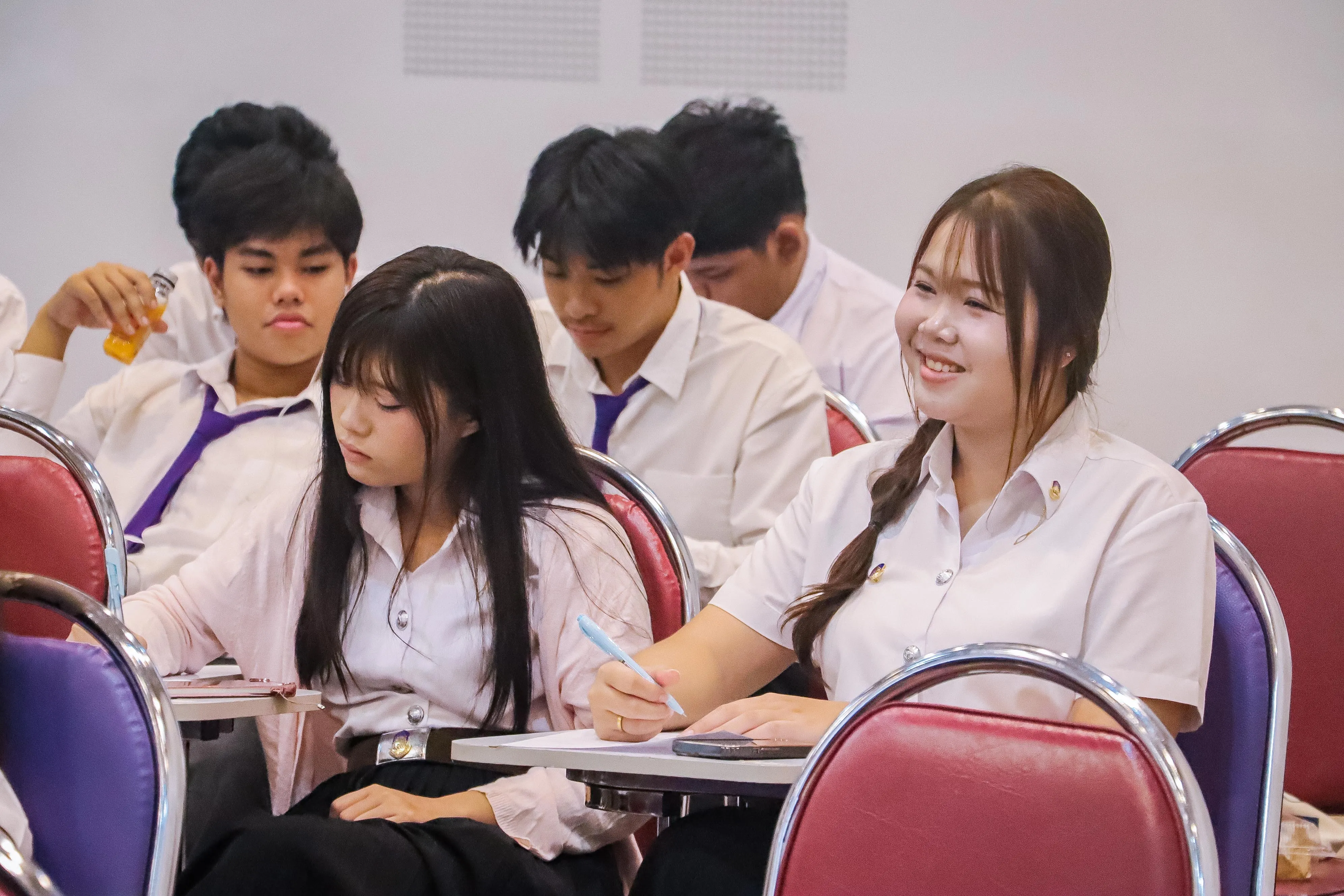 หลักสูตรรัฐศาสตรบัณฑิต ปั้นนิสิตรุ่นใหม่ คิดเป็น เขียนได้ ผ่านโครงการ “อัตลักษณ์สิงห์ 1 : Independent