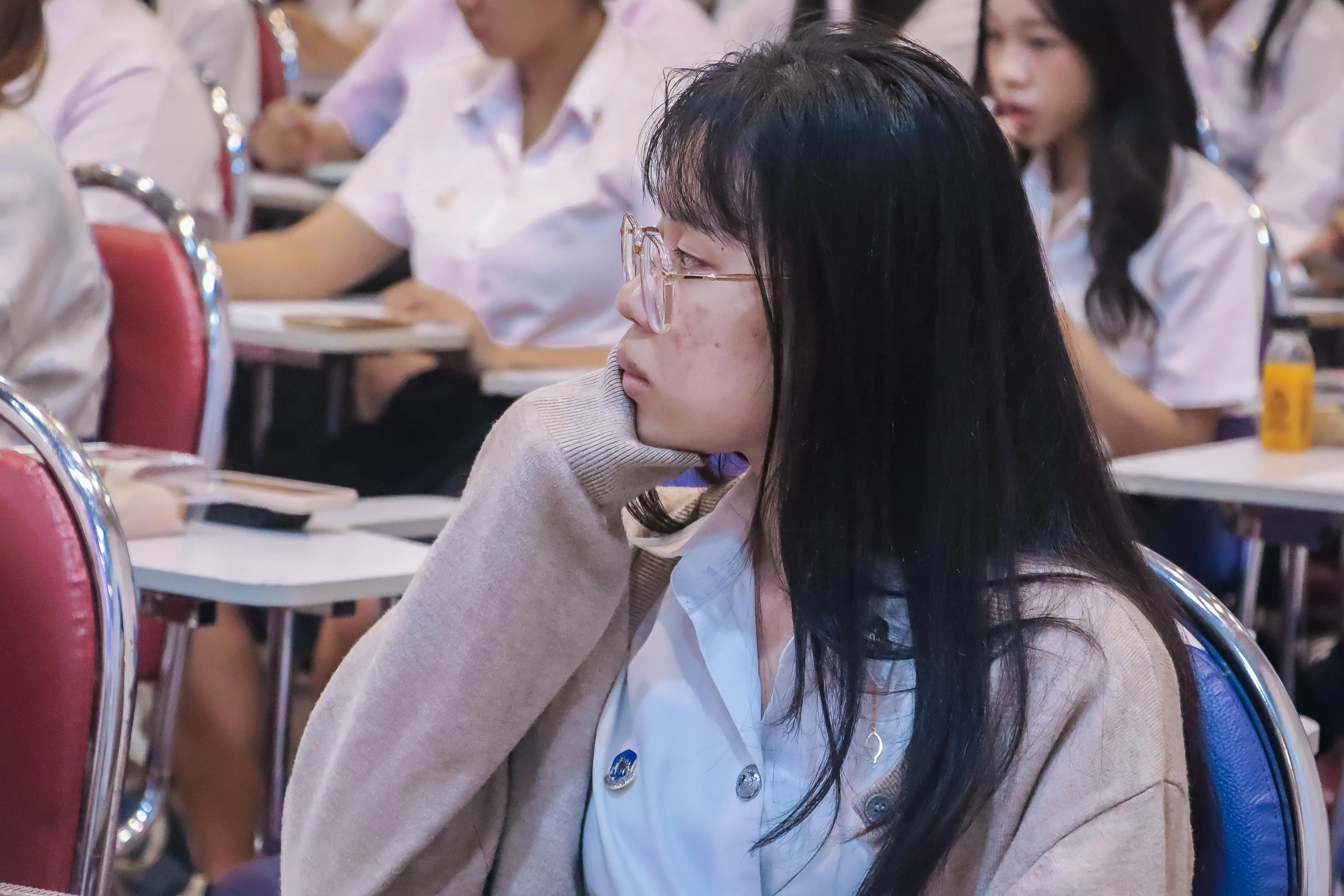 หลักสูตรรัฐศาสตรบัณฑิต ปั้นนิสิตรุ่นใหม่ คิดเป็น เขียนได้ ผ่านโครงการ “อัตลักษณ์สิงห์ 1 : Independent