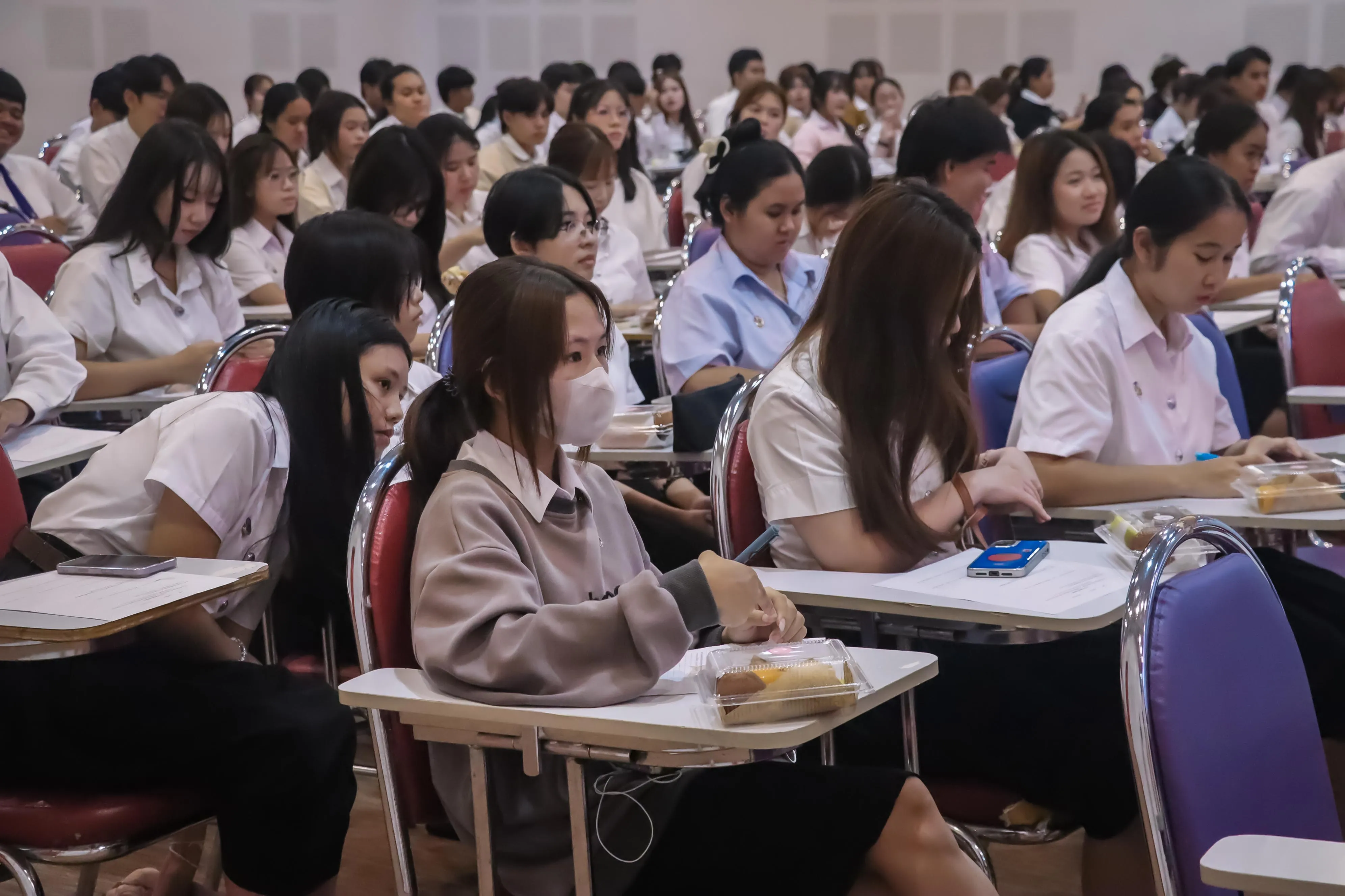 หลักสูตรรัฐศาสตรบัณฑิต ปั้นนิสิตรุ่นใหม่ คิดเป็น เขียนได้ ผ่านโครงการ “อัตลักษณ์สิงห์ 1 : Independent