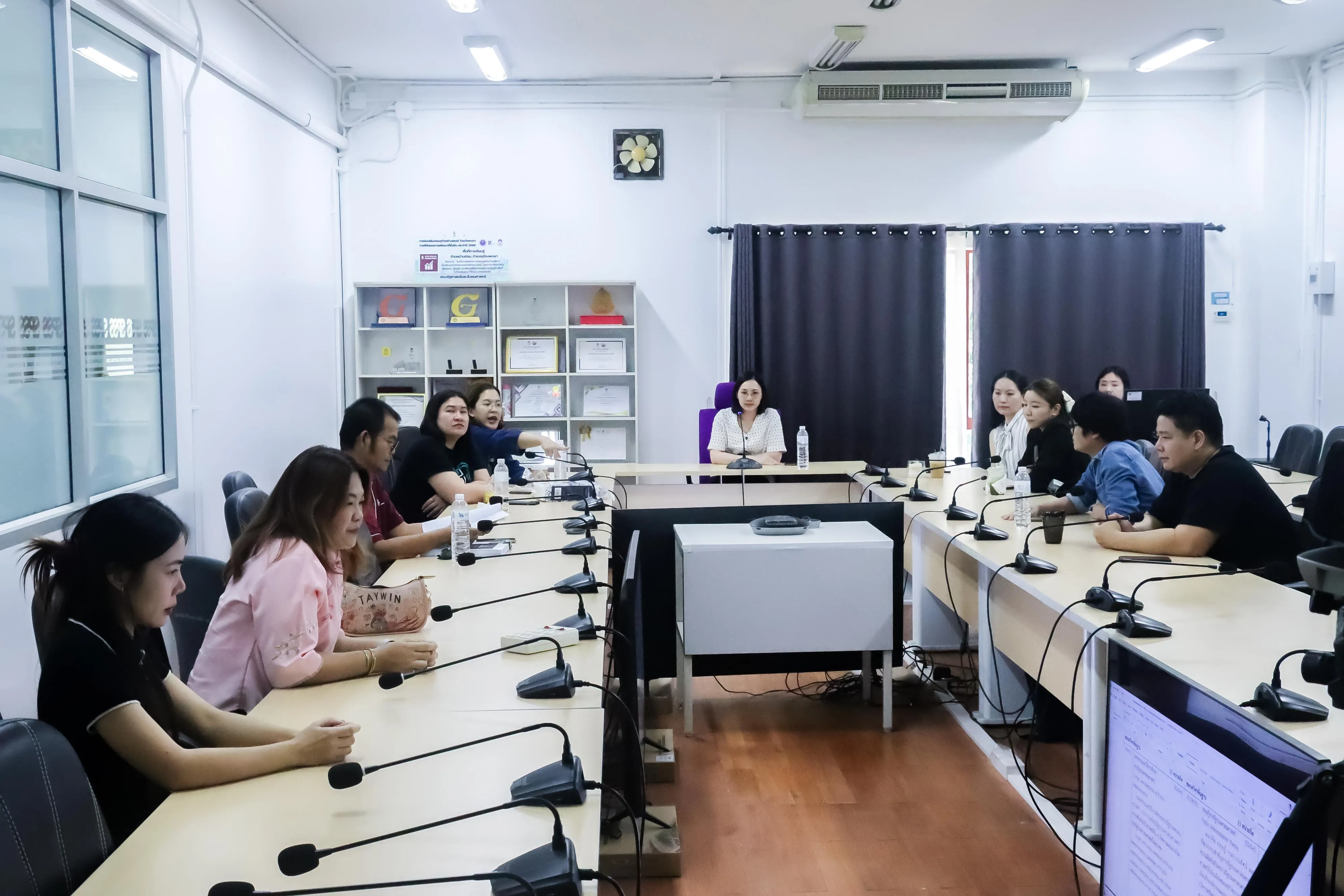 หลักสูตรรัฐประศาสนศาสตรมหาบัณฑิต สาขาวิชานโยบายสาธารณะ ม.พะเยา เดินหน้าปรับปรุงหลักสูตร พ.ศ. 2570 มุ่งตอบโจทย์การบริหารภาครัฐยุคใหม่