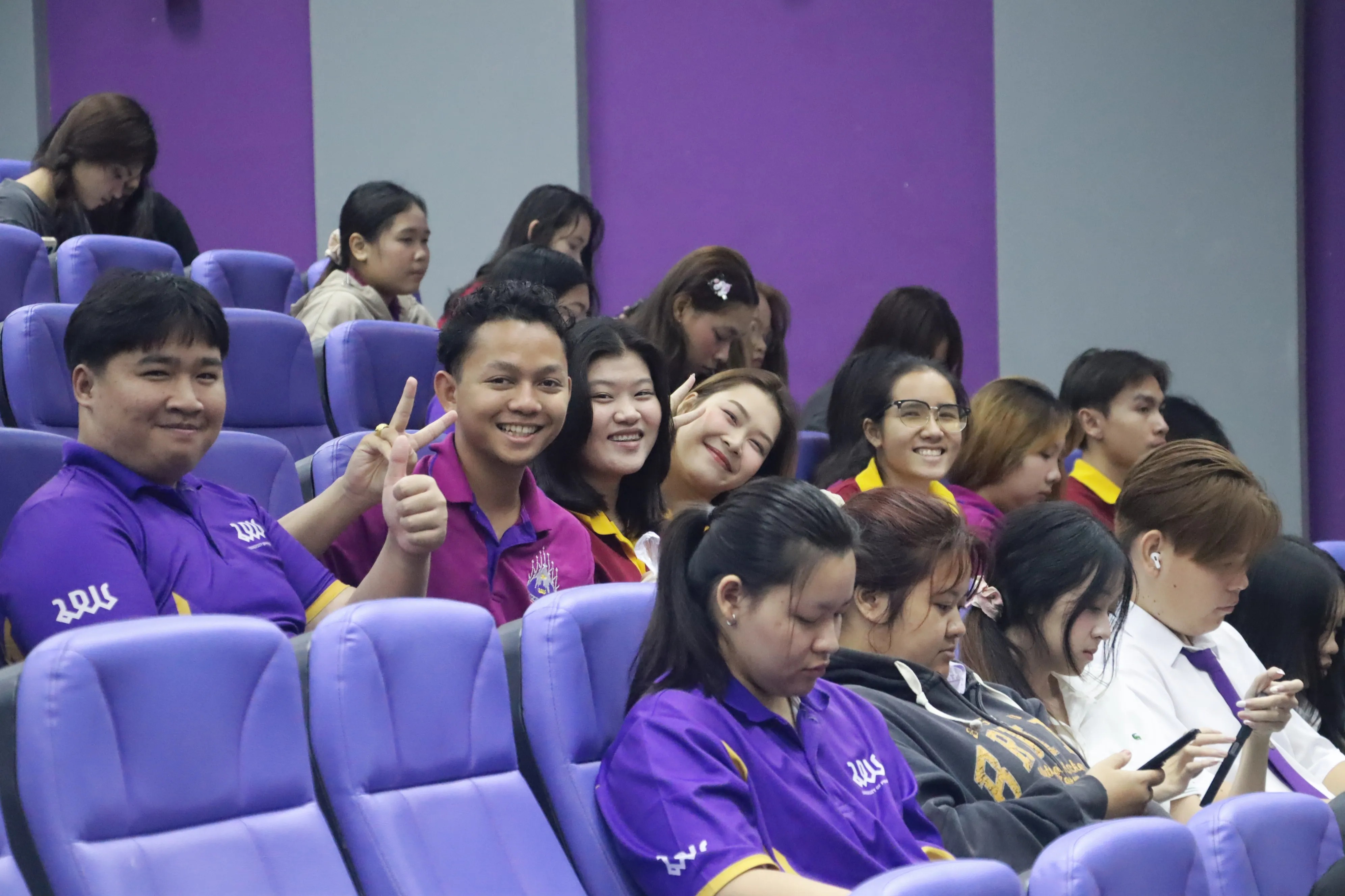 คณะรัฐศาสตร์และสังคมศาสตร์ ม.พะเยา จัดโครงการอัตลักษณ์สิงห์ 2 : Critical เสริมทักษะคิดเชิงวิพากษ์ ผ่านมุมมองการเมืองไทย