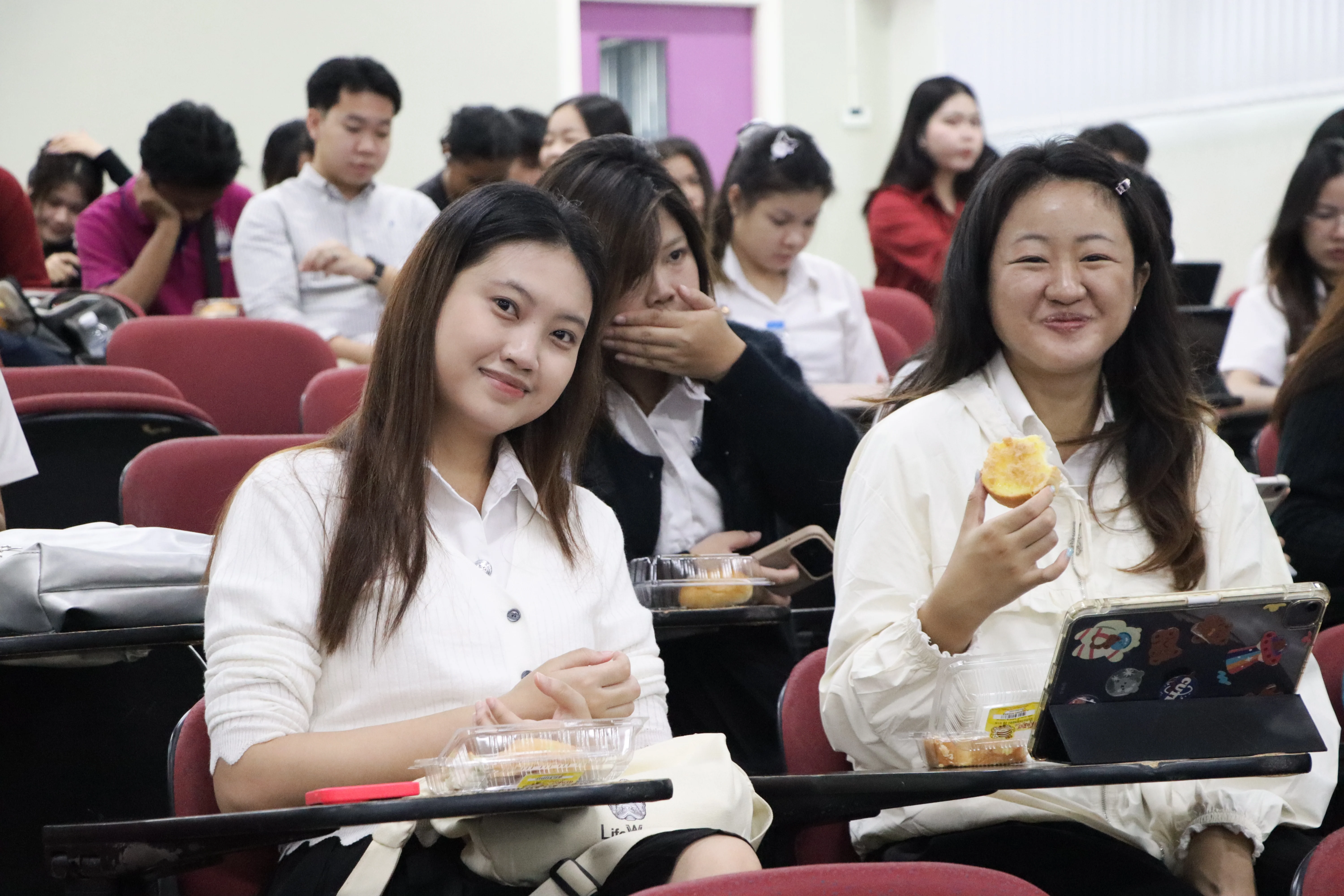คณะรัฐศาสตร์และสังคมศาสตร์ จัดโครงการปฐมนิเทศนิสิตก่อนฝึกงานและสหกิจศึกษา ประจำปีการศึกษา 2569 เตรียมความพร้อมสู่โลกการทำงานอย่างมืออาชีพ