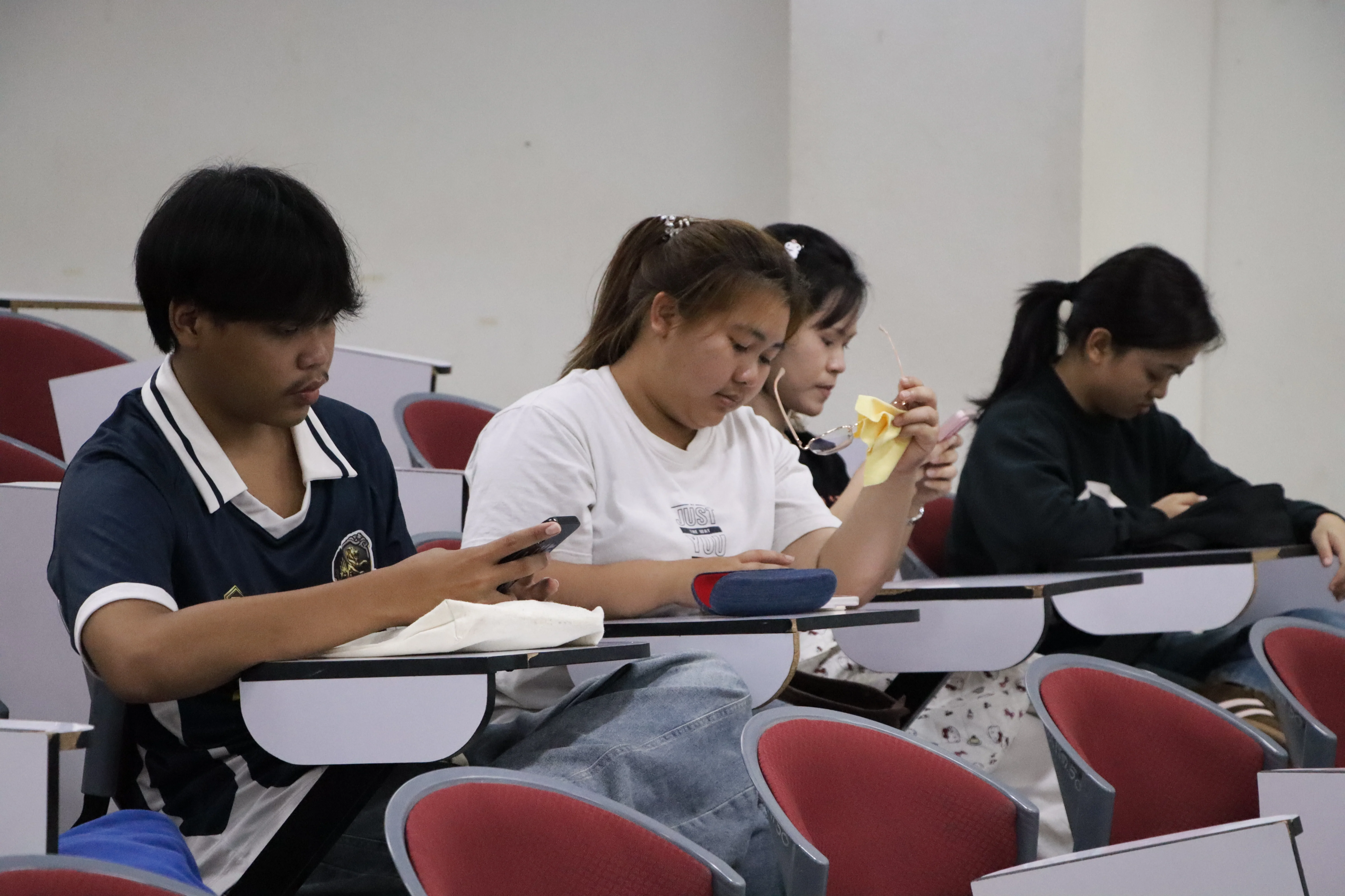 คณะรัฐศาสตร์และสังคมศาสตร์ จัดอบรมเชิงปฏิบัติการ “ทักษะการพูดในที่สาธารณะ และการสื่อสารของผู้นำนิสิต” พัฒนาศักยภาพผู้นำนิสิต