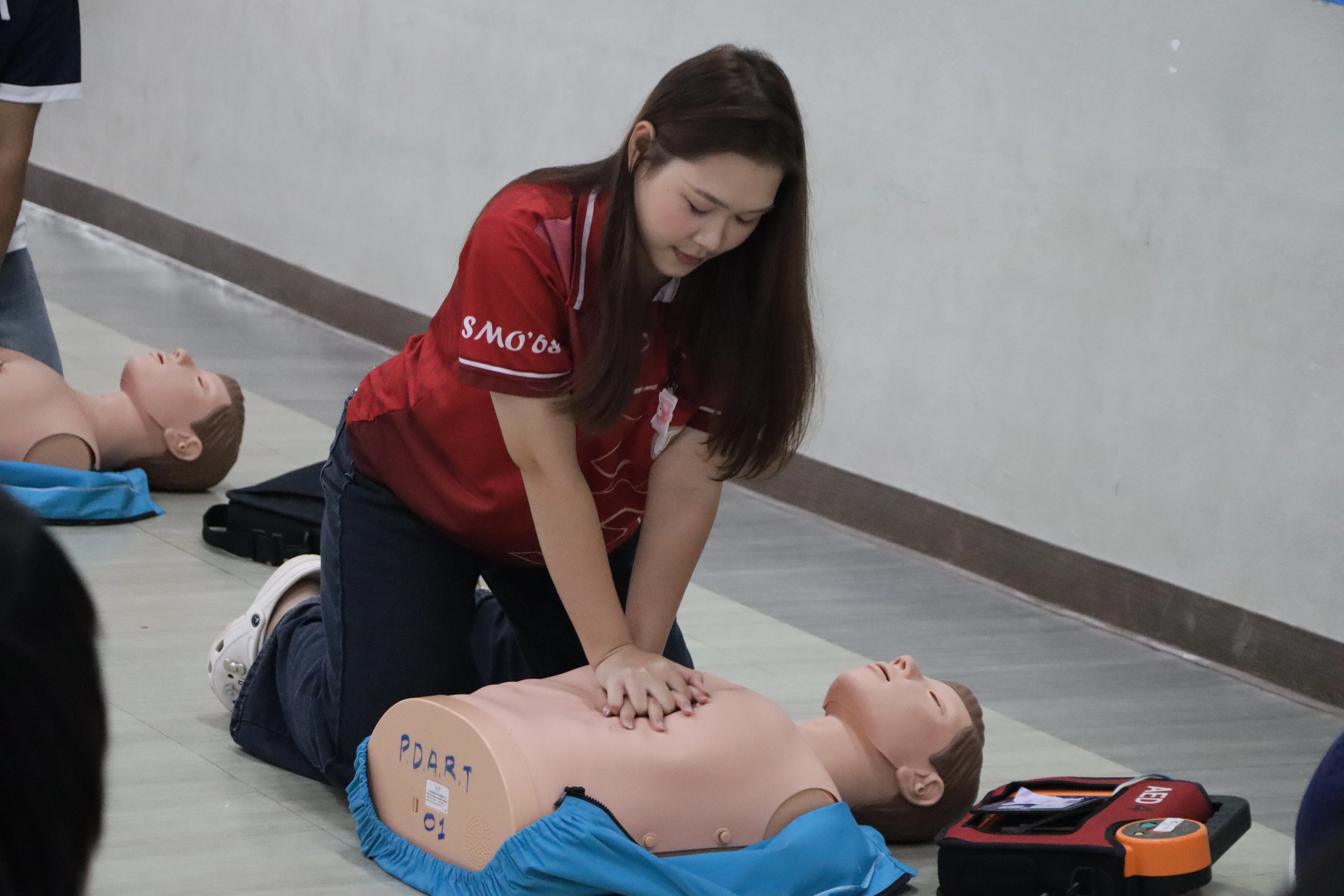 คณะรัฐศาสตร์และสังคมศาสตร์ จัดอบรมเชิงปฏิบัติการ “ทักษะการพูดในที่สาธารณะ และการสื่อสารของผู้นำนิสิต” พัฒนาศักยภาพผู้นำนิสิต
