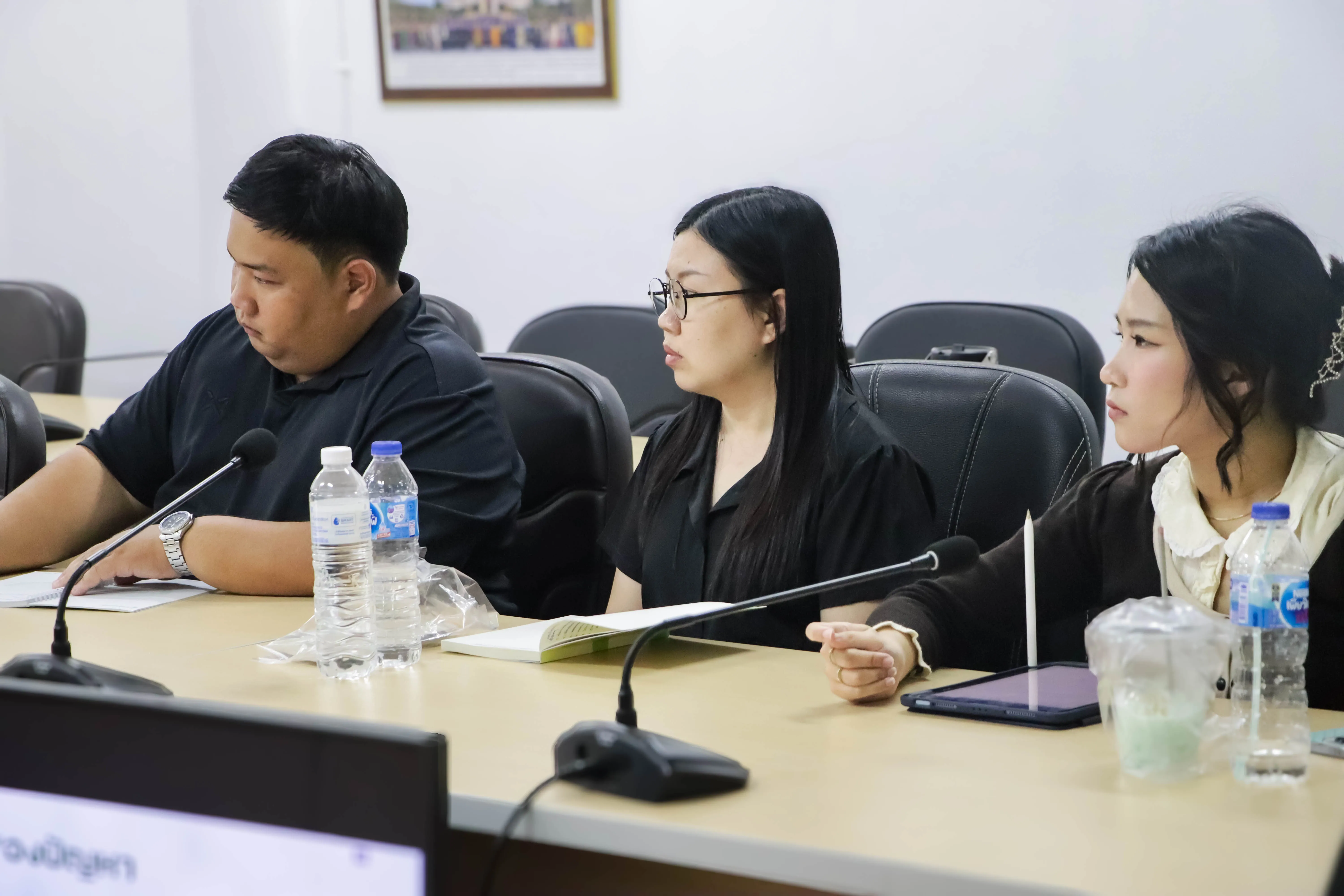 คณะรัฐศาสตร์และสังคมศาสตร์ มหาวิทยาลัยพะเยา ดำเนินการจัดสอบโครงร่างวิทยานิพนธ์ หลักสูตรรัฐประศาสนศาสตรมหาบัณฑิต สาขาวิชานโยบายสาธารณะ