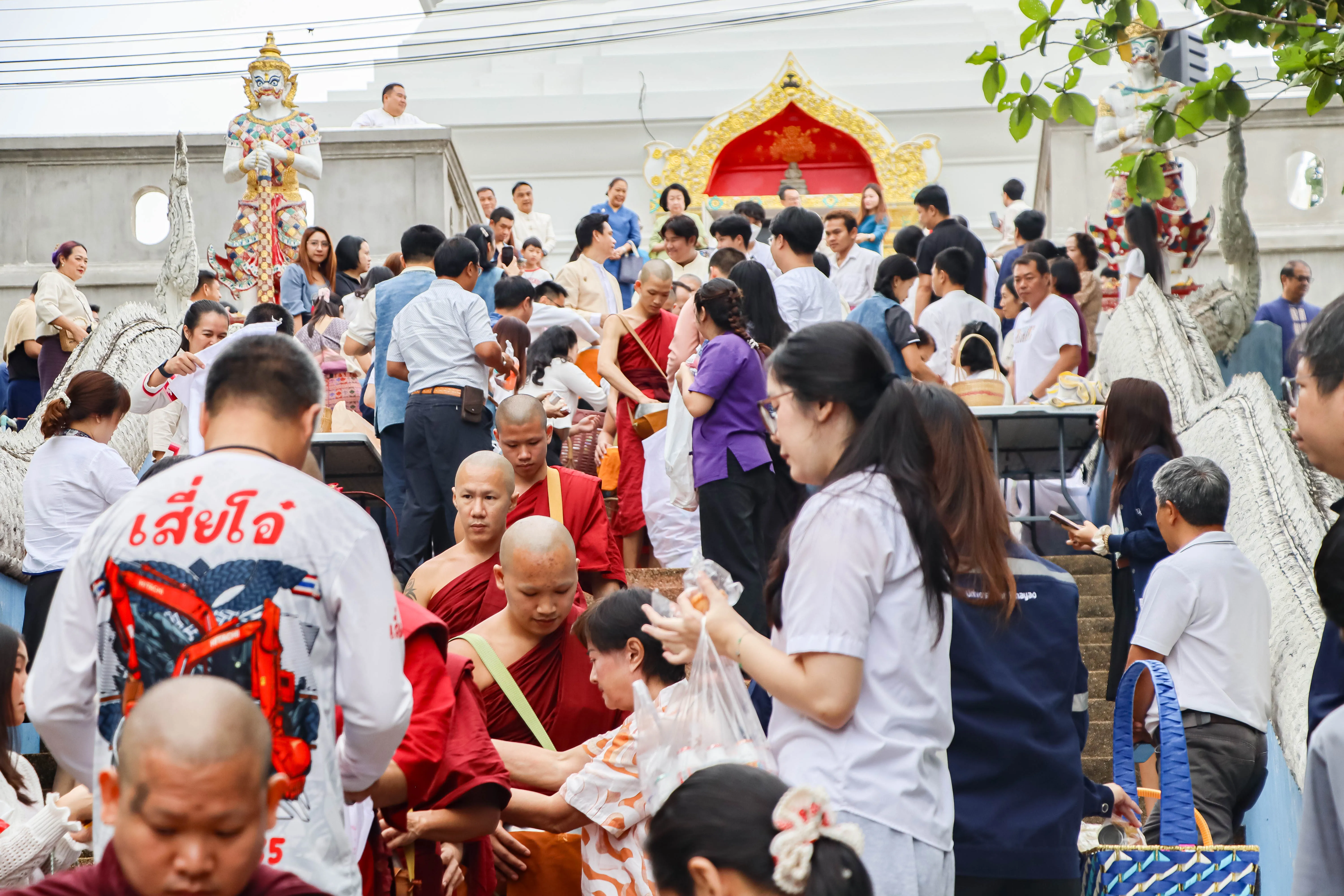 คณะรัฐศาสตร์และสังคมศาสตร์ ร่วมสืบสานประเพณีตักบาตรเทโวโรหณะ ประจำปี 2569 ส่งต่อคุณค่าแห่งศรัทธา และการแบ่งปัน