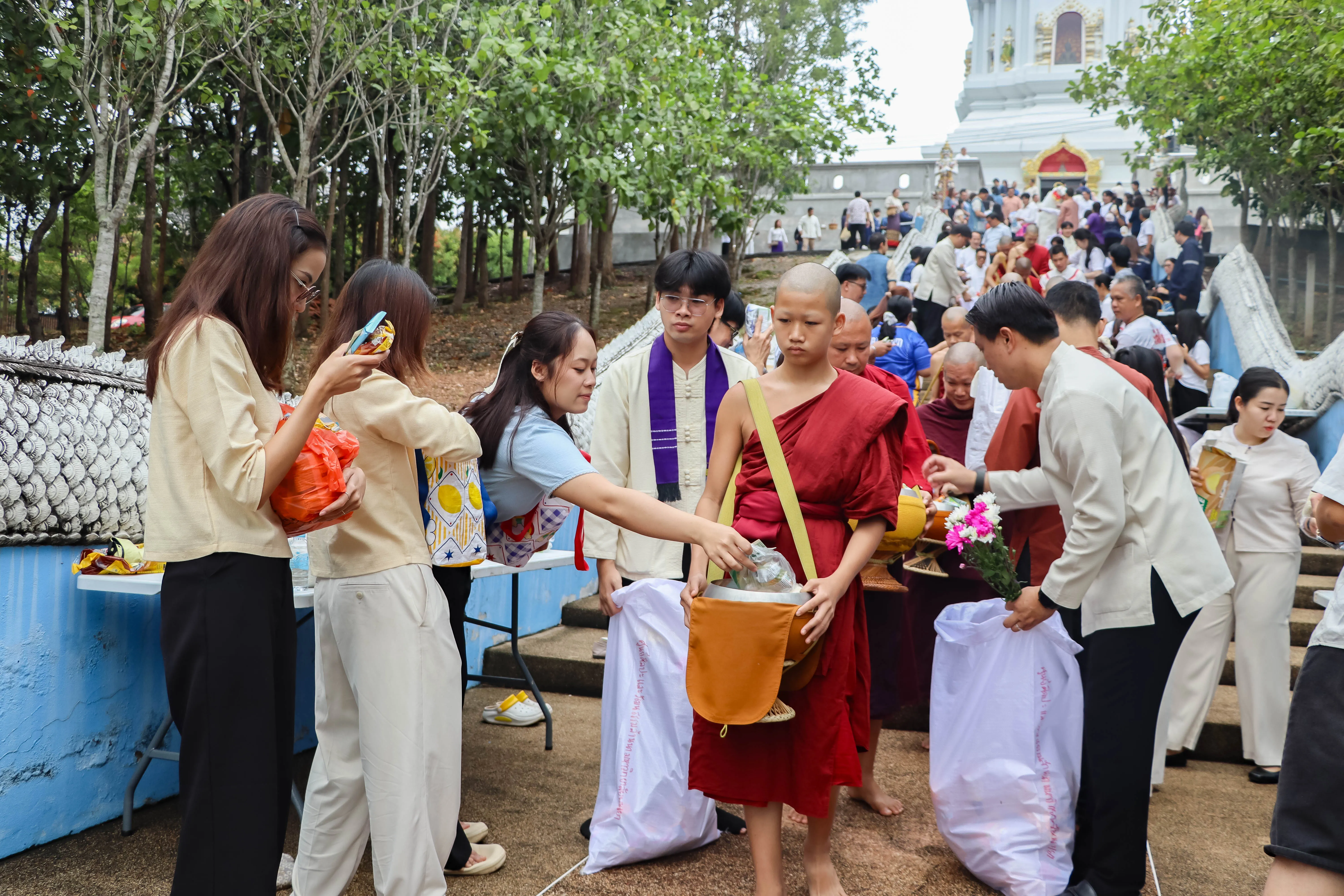 คณะรัฐศาสตร์และสังคมศาสตร์ ร่วมสืบสานประเพณีตักบาตรเทโวโรหณะ ประจำปี 2569 ส่งต่อคุณค่าแห่งศรัทธา และการแบ่งปัน