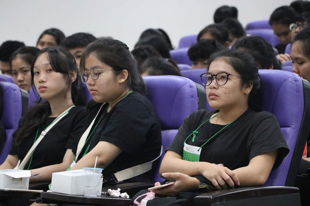 คณะรัฐศาสตร์และสังคมศาสตร์ มหาวิทยาลัยพะเยา ดำเนินโครงการปฐมนิเทศ-เตรียมความพร้อมนิสิตก่อนเข้าเรียนมหาวิทยาลัย (Pre -U)